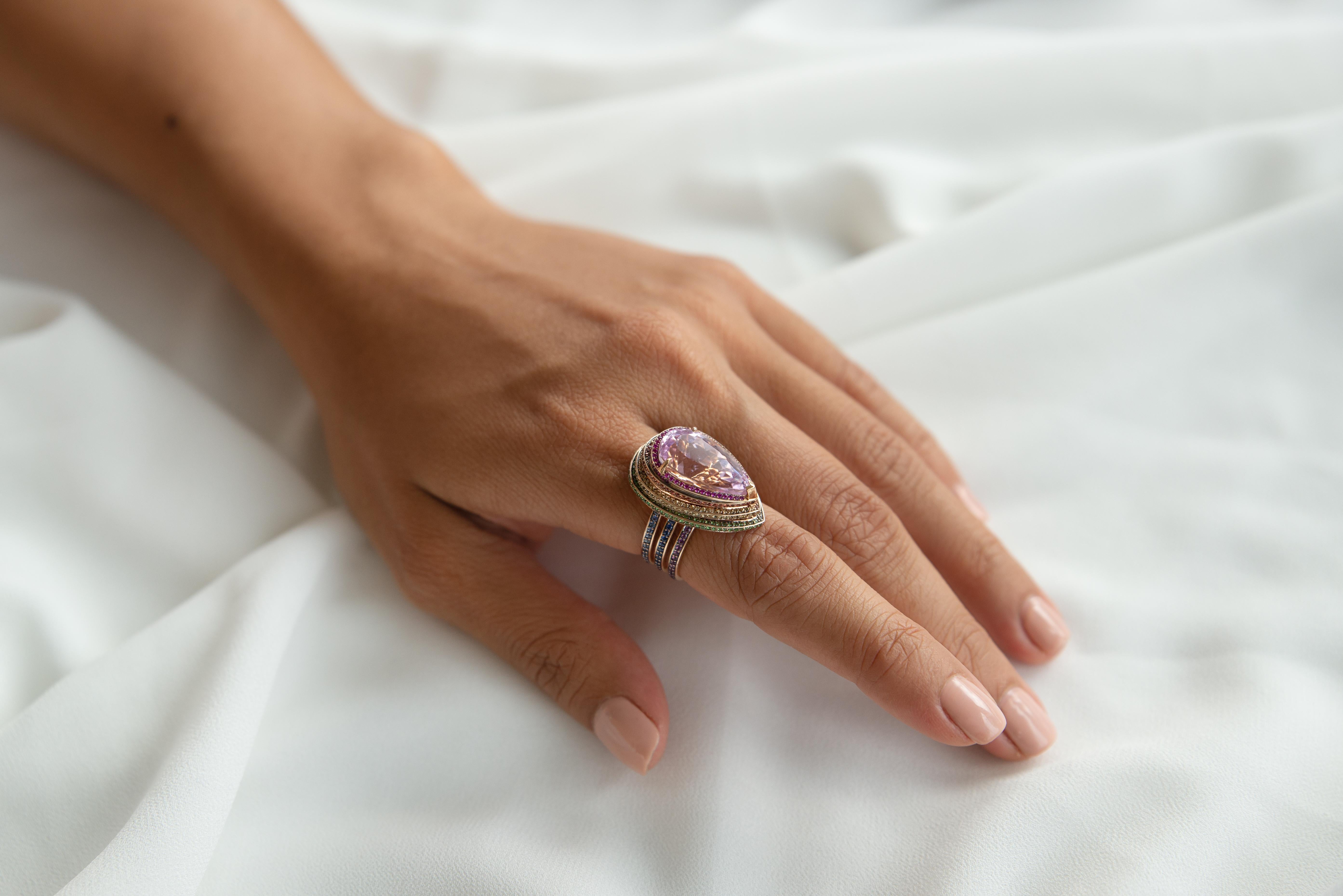 12.40 Carat Kunzite Rainbow Spiral Ring with Sapphires, Tsavorite, Amethyst In New Condition In Bangkok, TH
