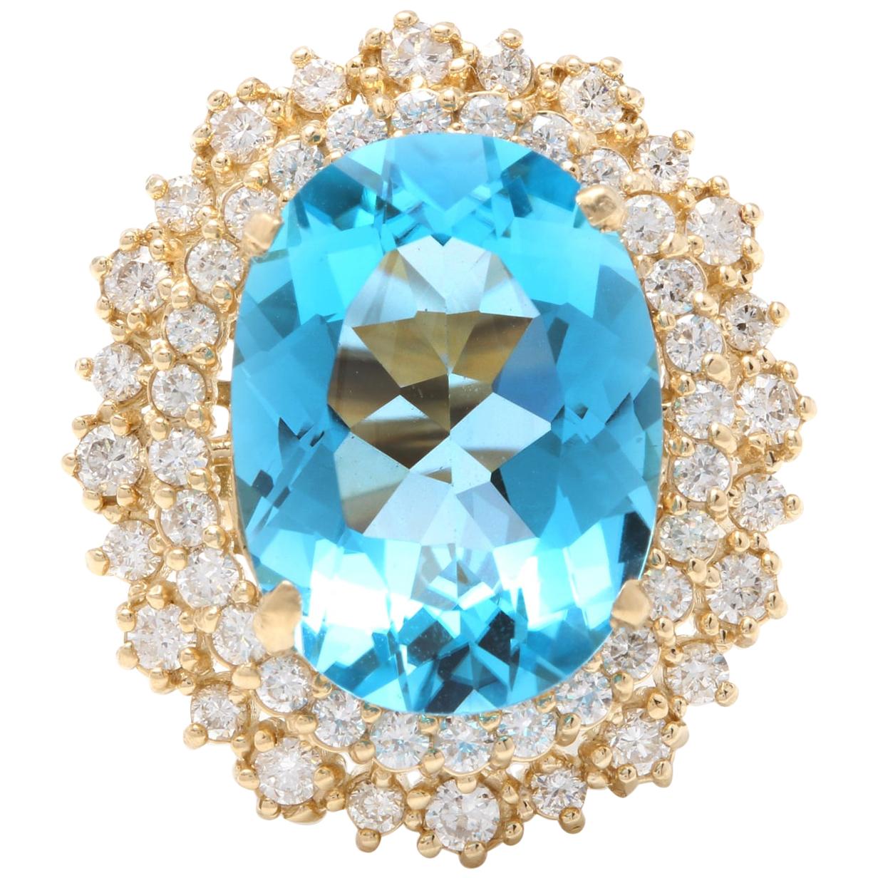 Bague impressionnante en or 14 carats avec topaze bleue suisse naturelle de 12,40 carats et diamants en vente