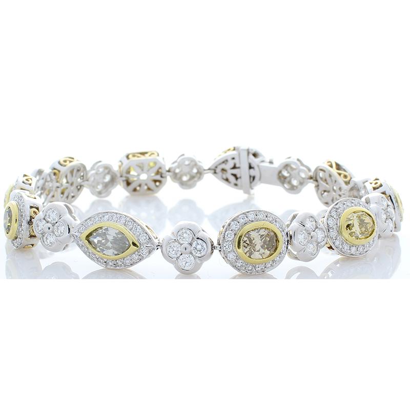 12.40 Carat Total Natural Fancy Yellow Diamond and White Diamond Bracelet In New Condition In Chicago, IL