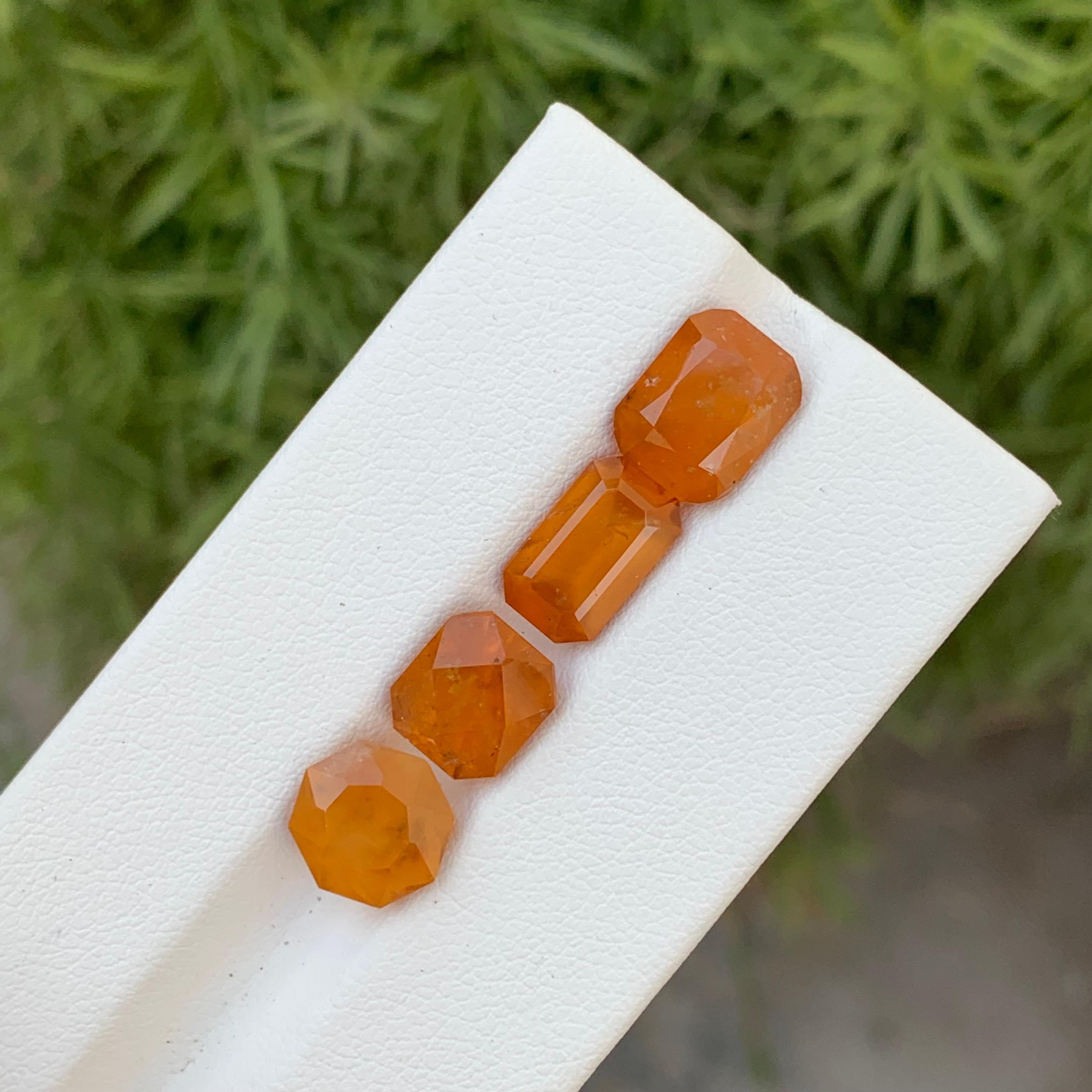 12,40 Karat Fanta Natürlicher loser Hessonit Rauch Granat Lot für die Schmuckherstellung (Smaragdschliff) im Angebot