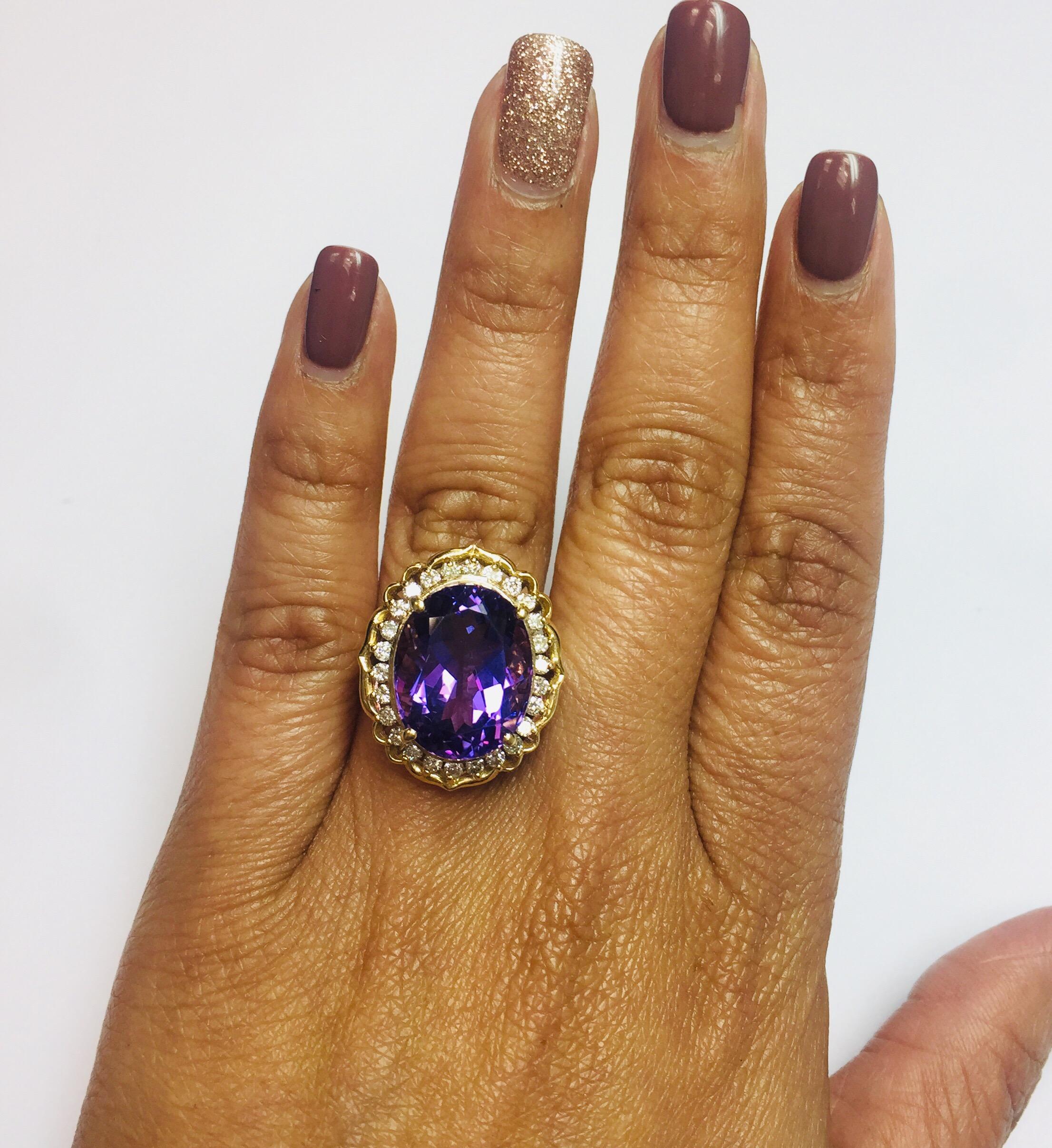 12.41 Carat Amethyst Diamond Yellow Gold Ring In New Condition In Los Angeles, CA