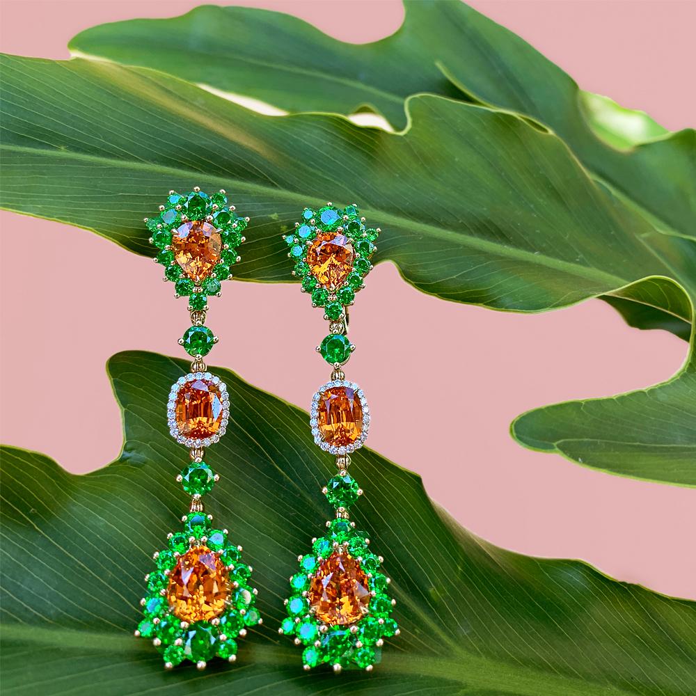 12.41 Carat Spessartine Demantoid with Diamond 18 Karat Gold Drop Earrings In New Condition For Sale In Bangkok, TH