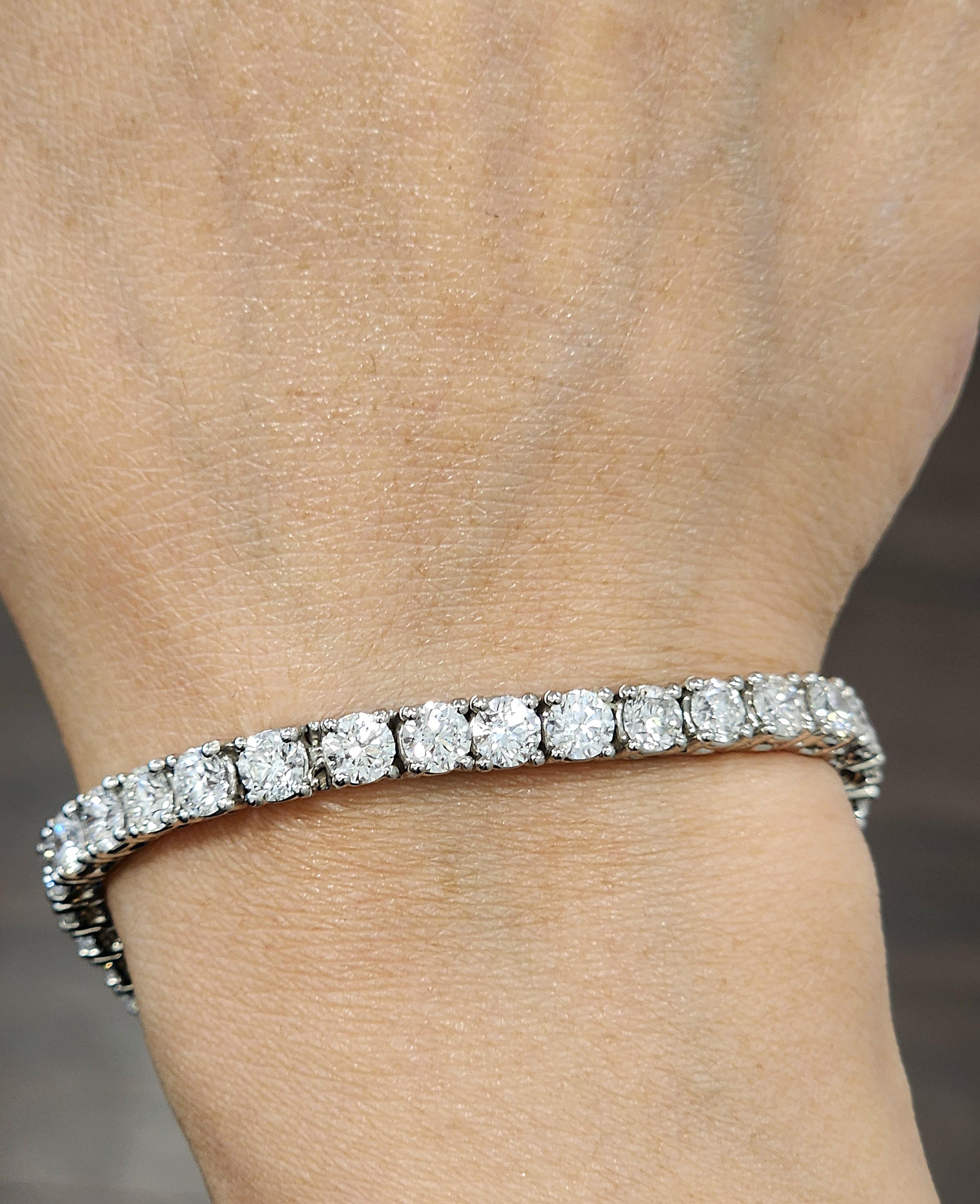 Bracelet de tennis en diamant de 12.43 ct Neuf - En vente à Chicago, IL