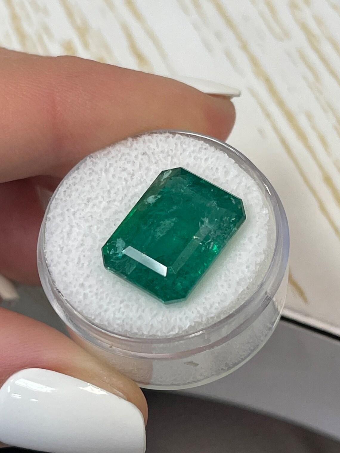 12,45 Karat 15,6x12 Tiefgrüner sambischer Smaragd - Smaragdschliff Mai-Geburtsstein Edelstein Damen im Angebot