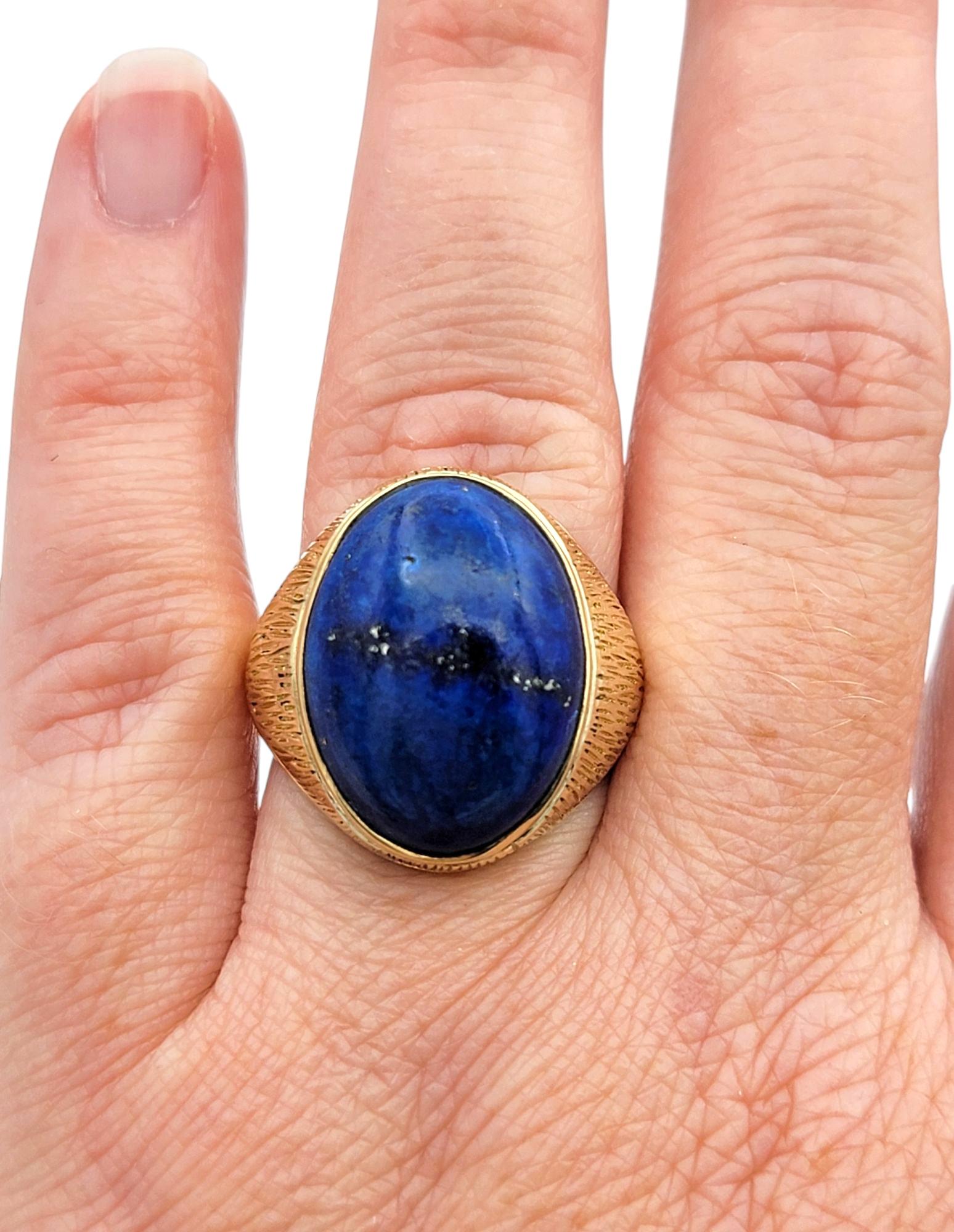 12.45 Carat Oval Cabochon Cut Blue Lapis Cocktail Ring in Textured Yellow Gold For Sale 2
