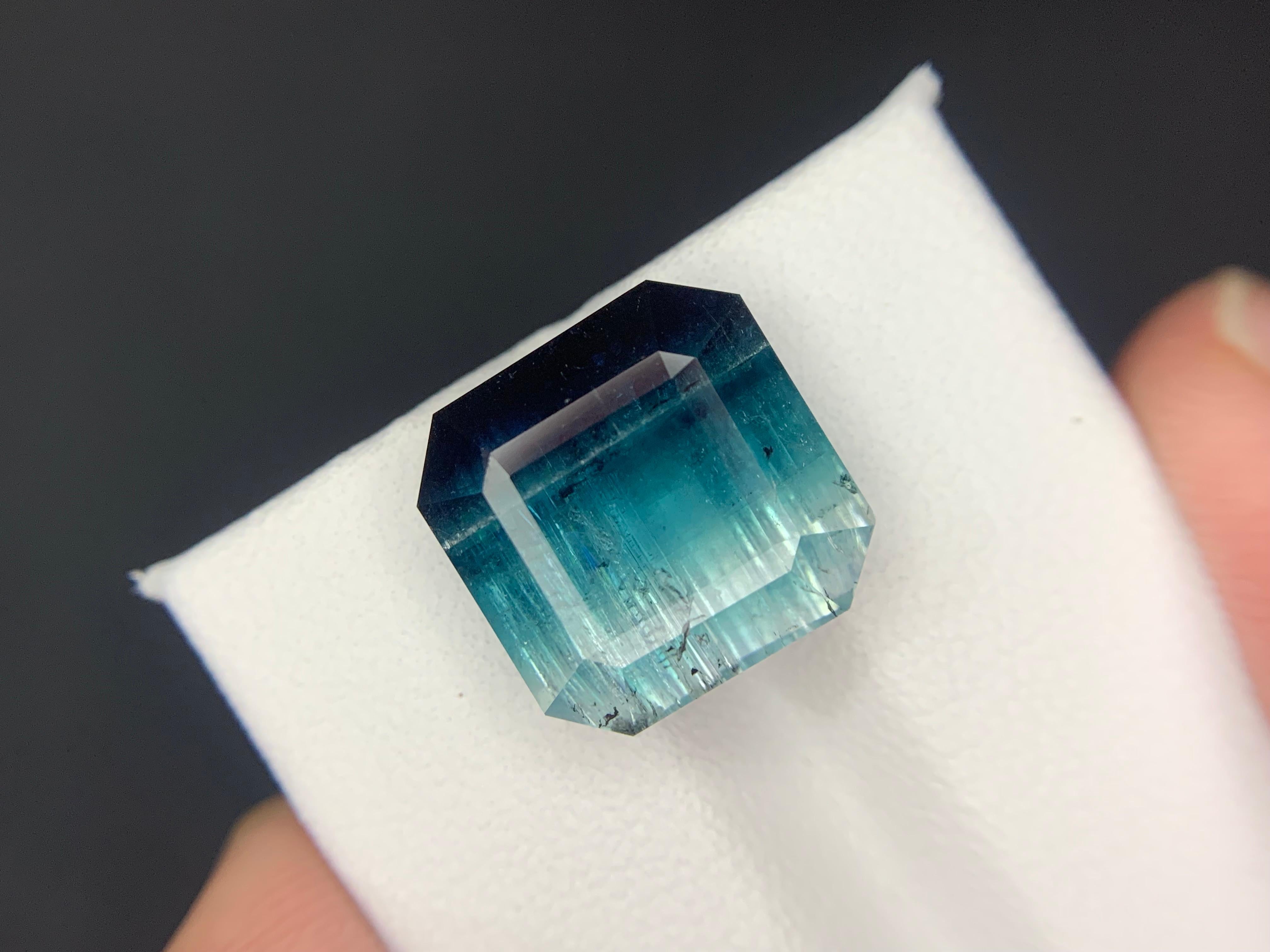 12.45 Carats Tourmaline tricolore en vrac Pierre précieuse naturelle de forme carrée en vente 1