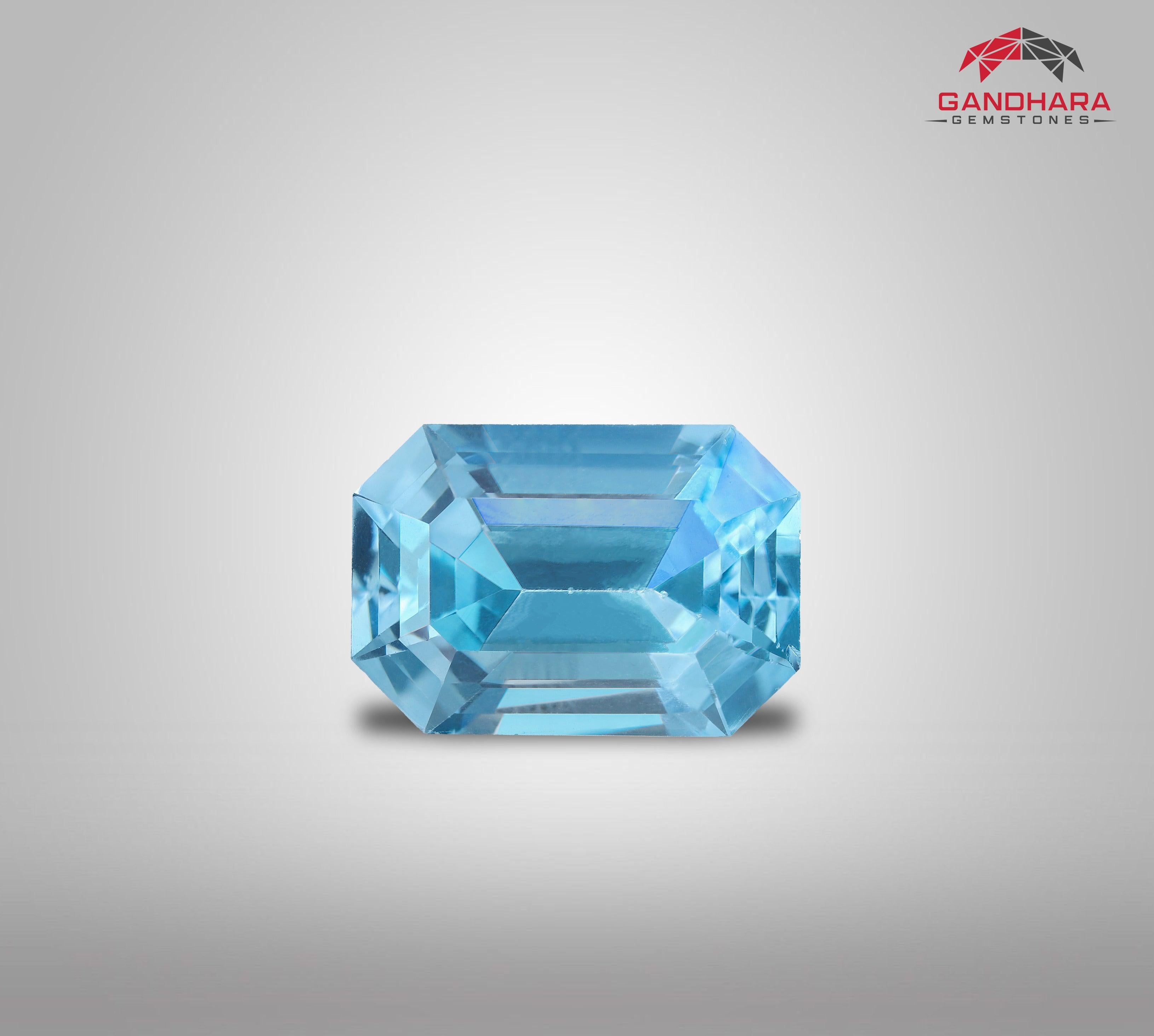 Marvelous Swiss Blue Topaz Gem, available for sale at wholesale price, natural high-quality 12.45 carats flawless loupe clean clarity, certified topaz from Madagascar.

Product Information:
GEMSTONE NAME	Marvelous Swiss Blue Topaz Gem
WEIGHT	12.45