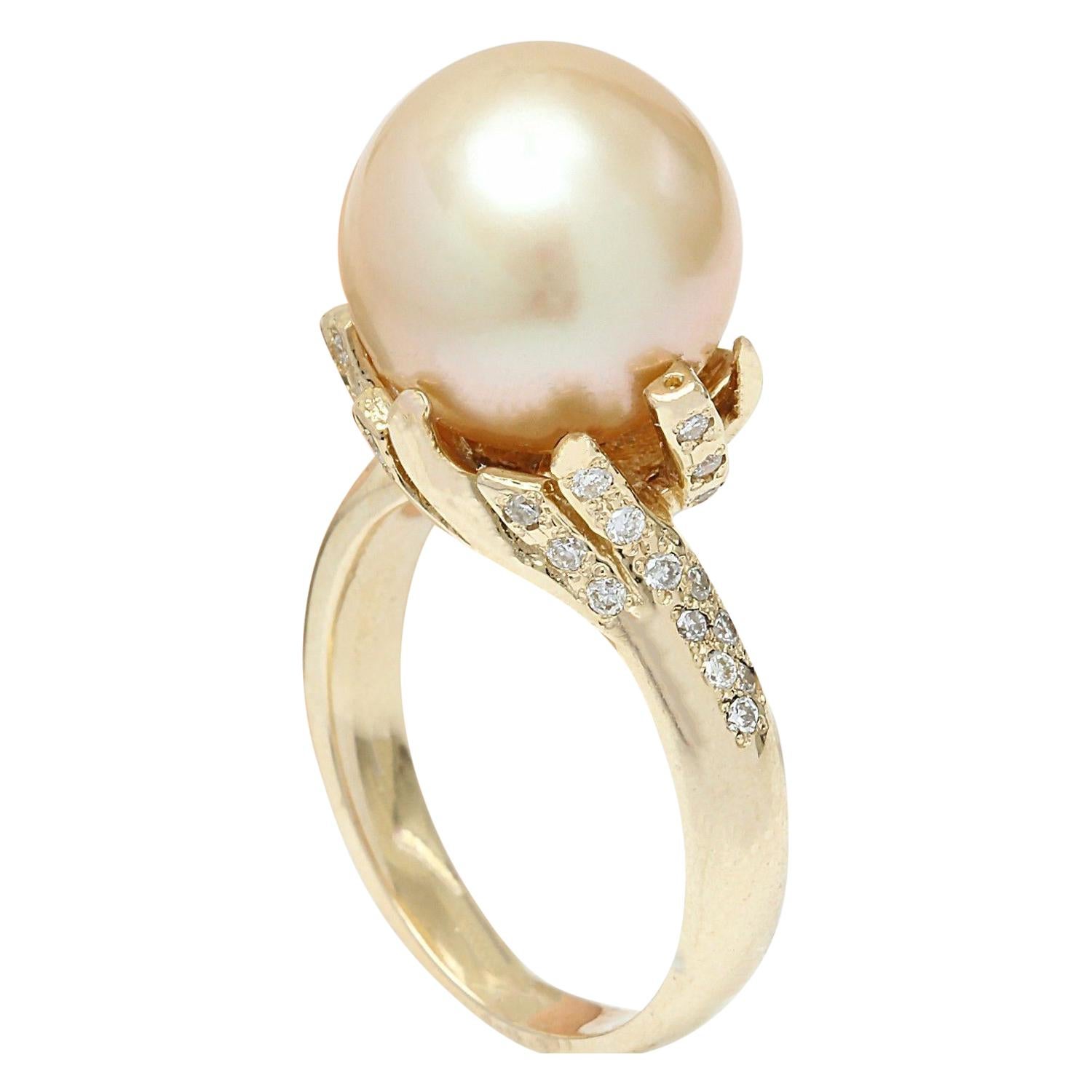 White South Sea Pearl 14 Karat Solid Yellow Gold Diamond Ring In New Condition For Sale In Los Angeles, CA