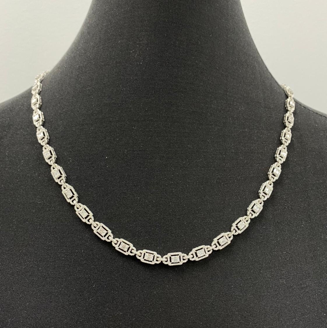 Baguette Cut 12.46 Carat Emerald Cut Cluster Diamond Illusion Necklace For Sale