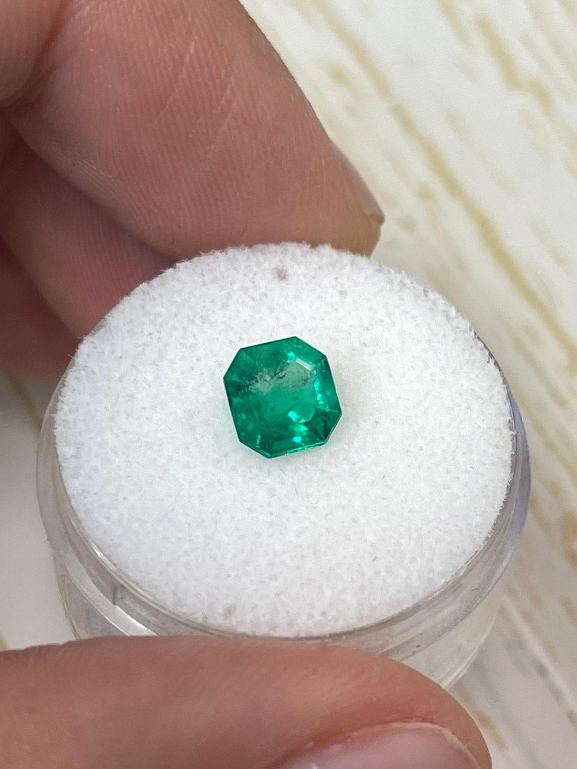 Esmeralda colombiana talla Asscher verde azulada de 1,24 ct 6,7x6,7 genuina piedra de nacimiento de mayo Corte Asscher en venta
