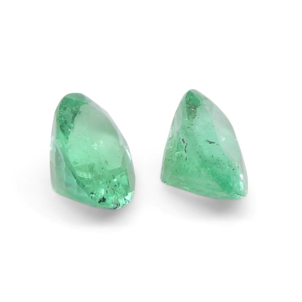 Women's or Men's 1.24ct Pair Oval Green Emerald from Colombia For Sale