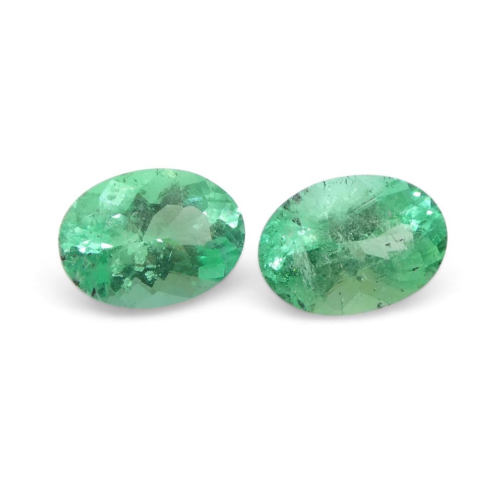 1.24ct Pair Oval Green Emerald from Colombia For Sale 1
