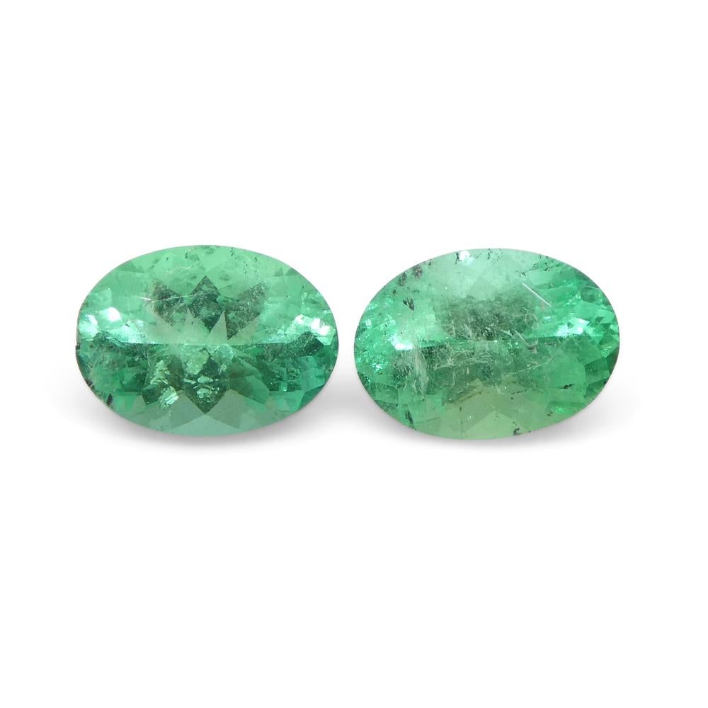 1.24ct Pair Oval Green Emerald from Colombia For Sale 2