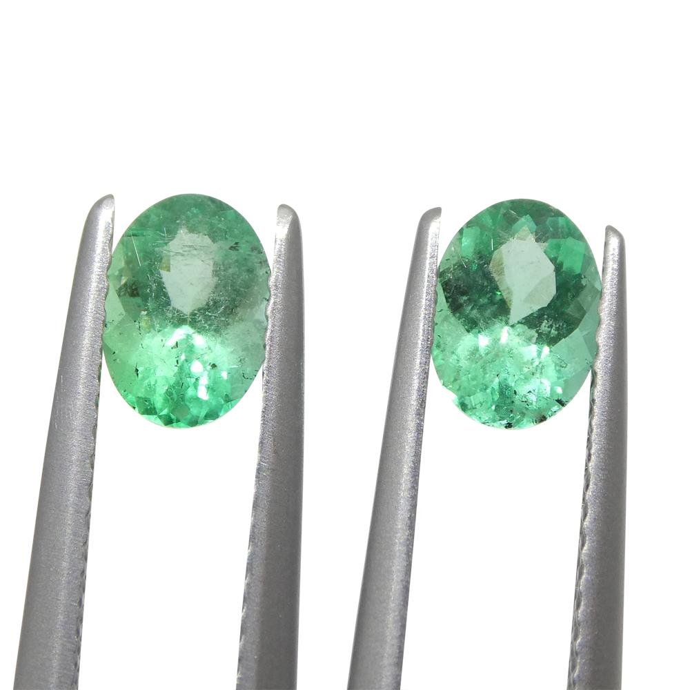 1.24ct Pair Oval Green Emerald from Colombia For Sale 4