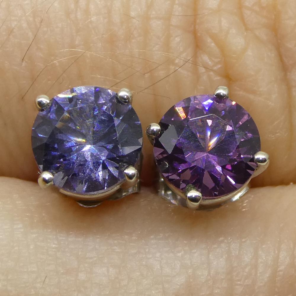 Taglio rotondo Orecchini con spinelli tondi viola/viola da 1,24 carati in oro bianco 14 carati in vendita