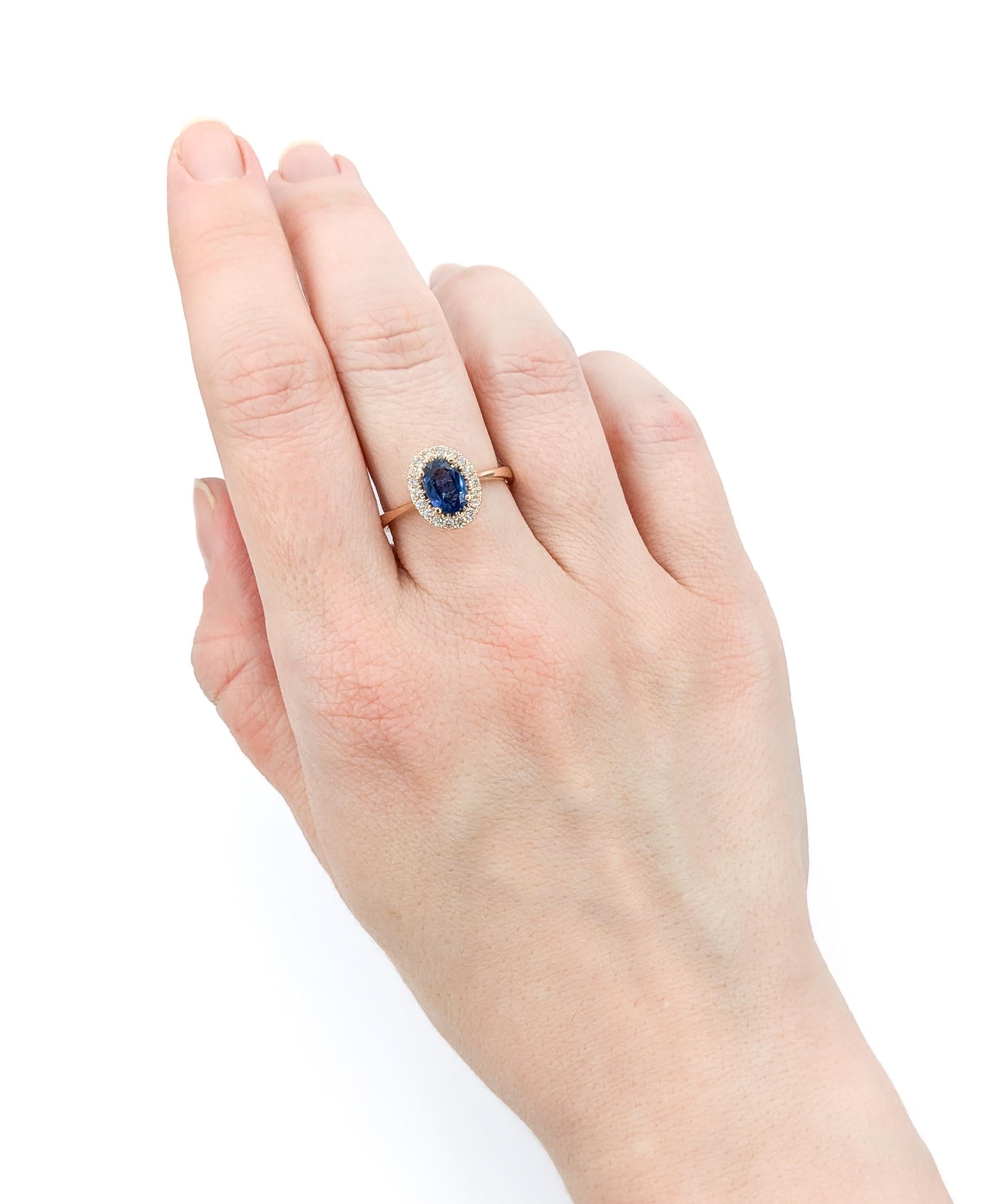 Anillo Halo de Zafiro y Diamante de Oro Rosa de 1,24 ct Contemporáneo en venta
