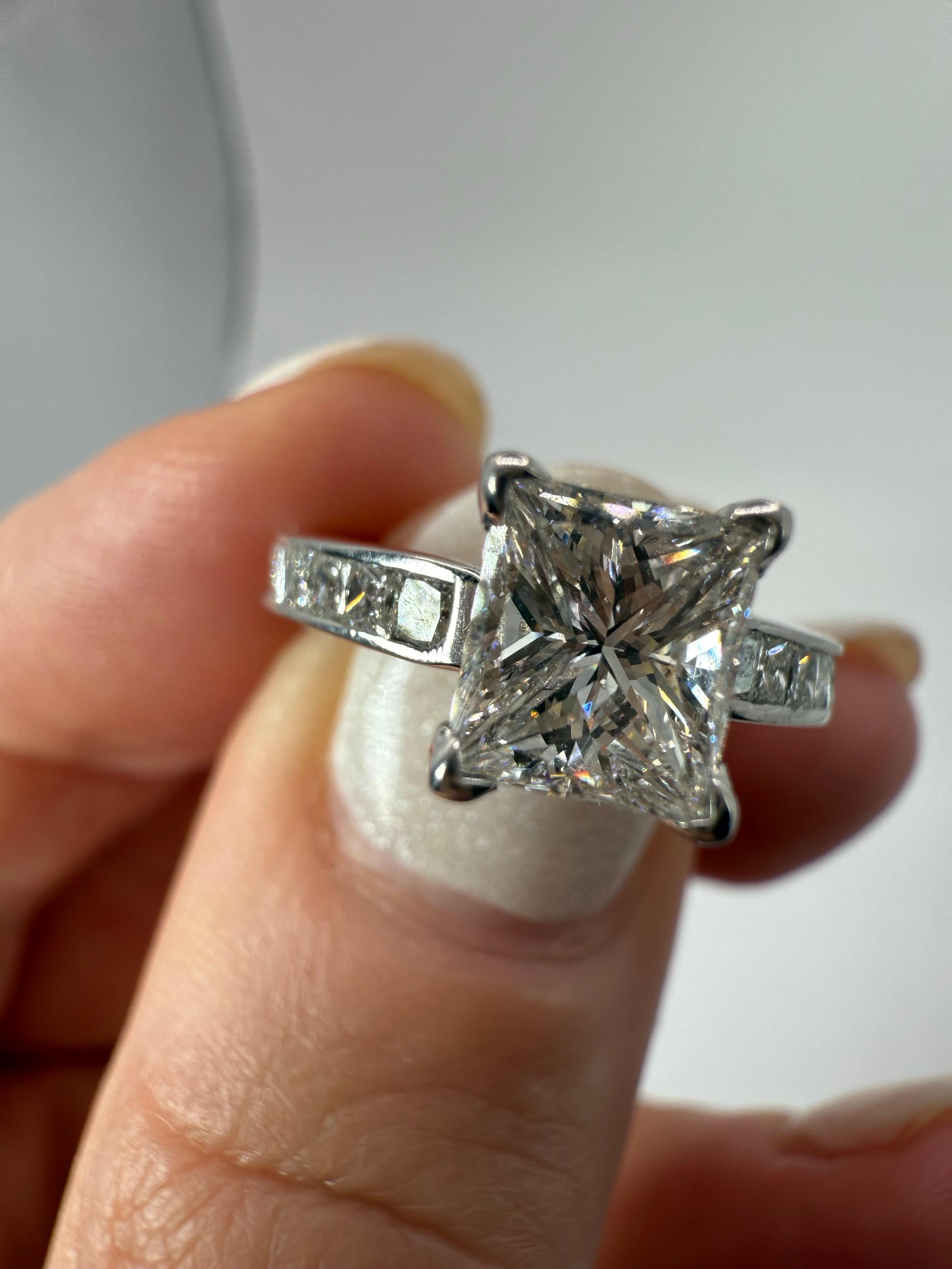 1.24ct VS1/F anillo de compromiso anillo cuadrado de diamantes 14KT oro en Nuevo estado para la venta en Jupiter, FL