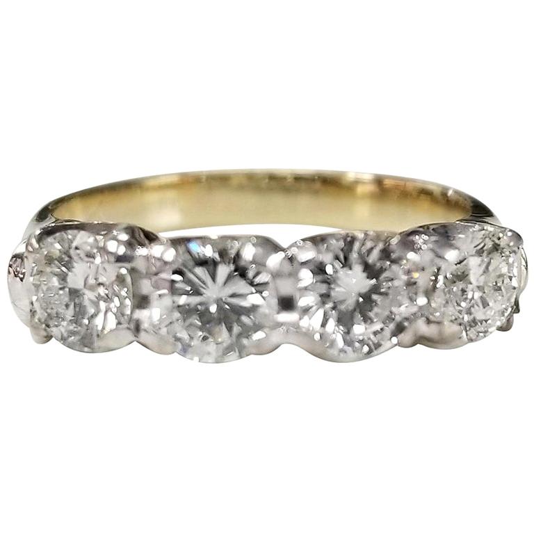 1.25 Carat 4-Stone Diamond Wedding Ring For Sale