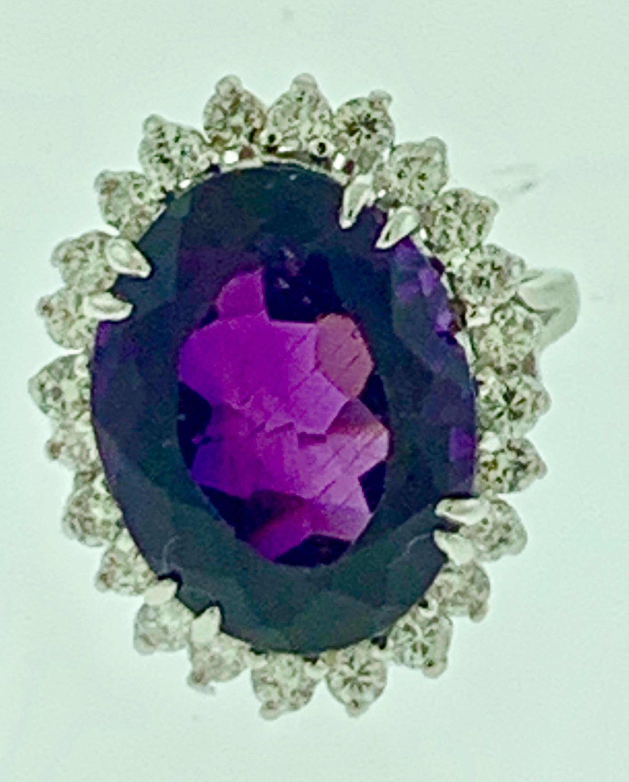 12.5 Carat Amethyst and Diamond Cocktail Ring in 14 Karat White Gold 1970s For Sale 5