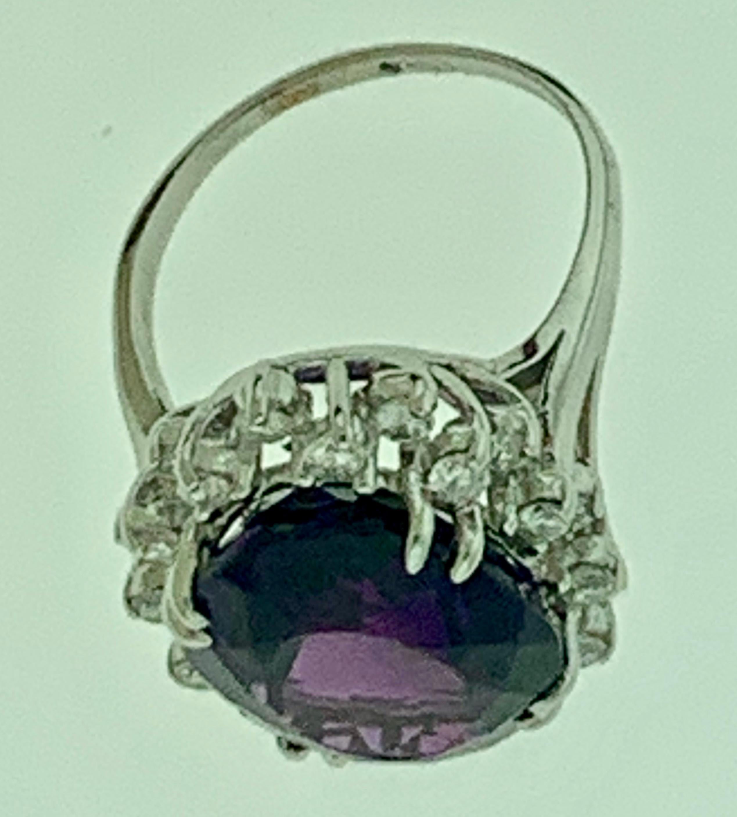 12.5 Carat Amethyst and Diamond Cocktail Ring in 14 Karat White Gold 1970s For Sale 7