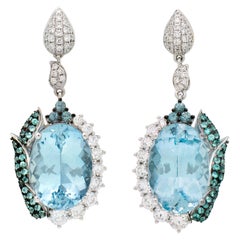 Sunita Nahata Acquamarina 12.50ct. Orecchini in 18KWG con Paraiba e Alessandrite.