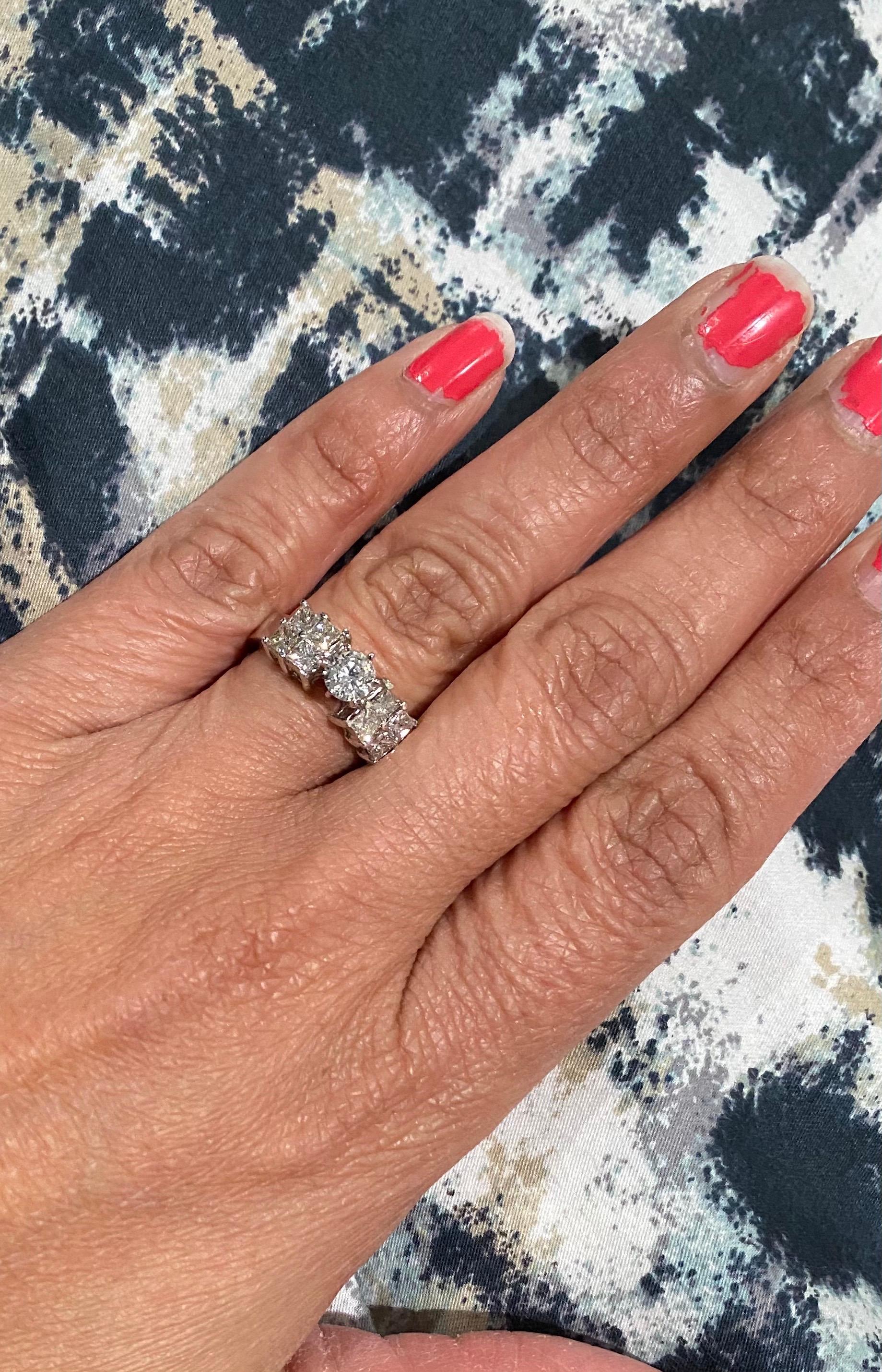 Round Cut 1.25 Carat Diamond 14 Karat White Gold Engagement Ring For Sale