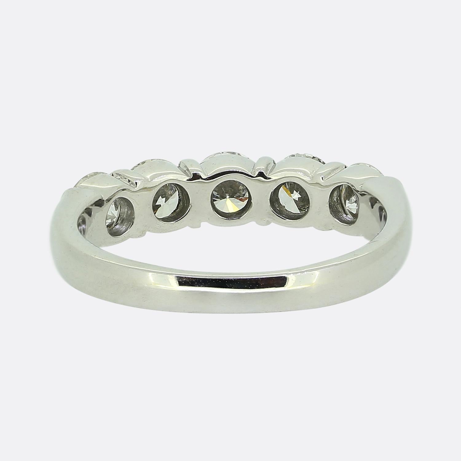 1.25 Carat Diamond Five-Stone Ring In Good Condition For Sale In London, GB