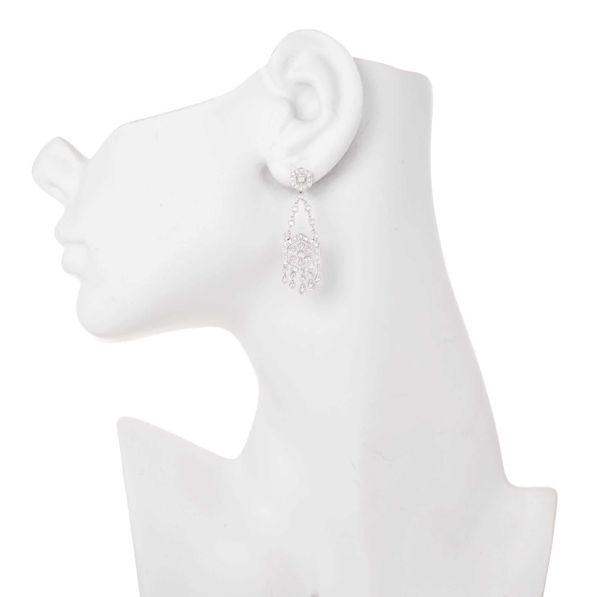 Women's 1.25 Carat Diamond Gold Dangle Chandelier Earrings