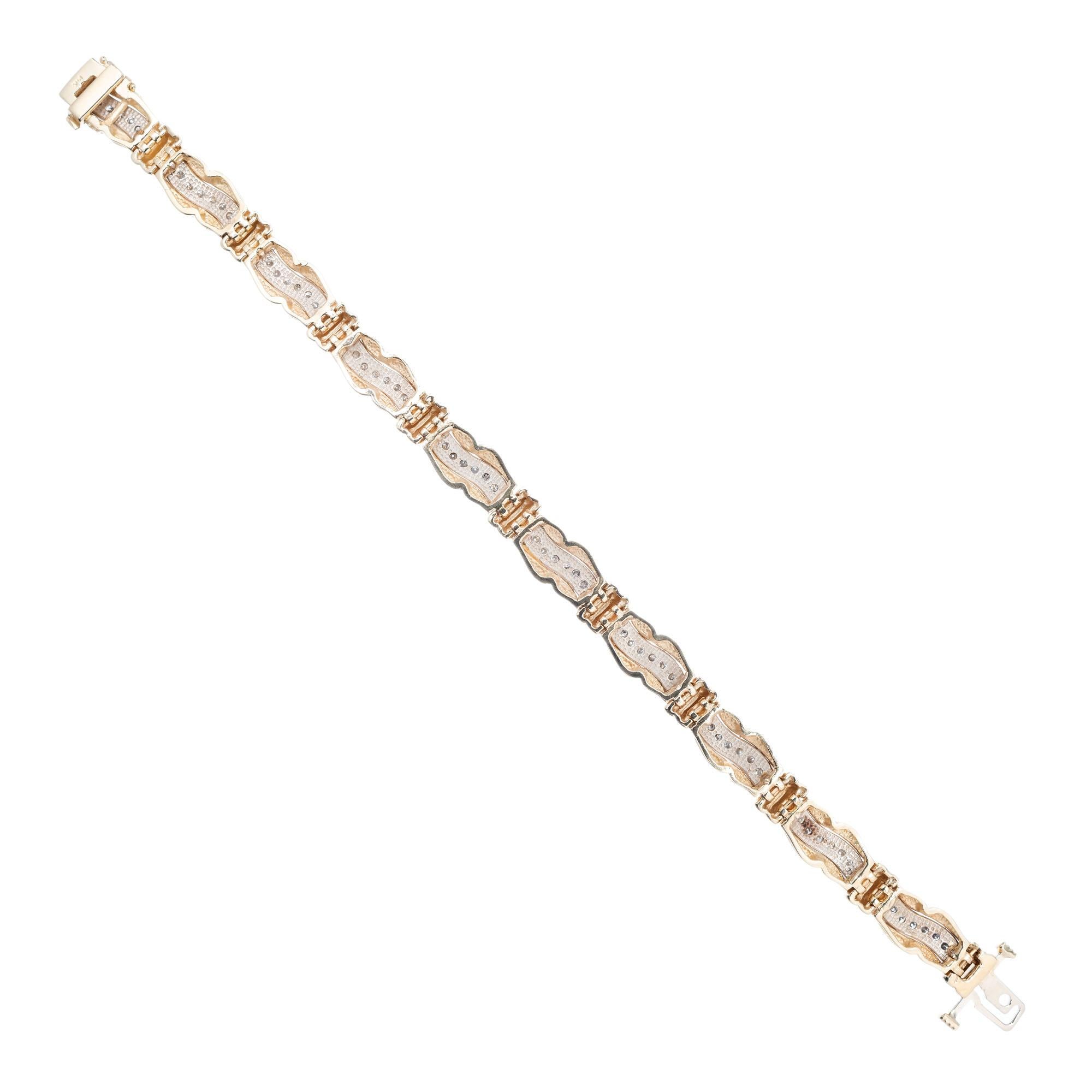 Round Cut 1.25 Carat Diamond Gold Hinged Swirl Link Bracelet For Sale