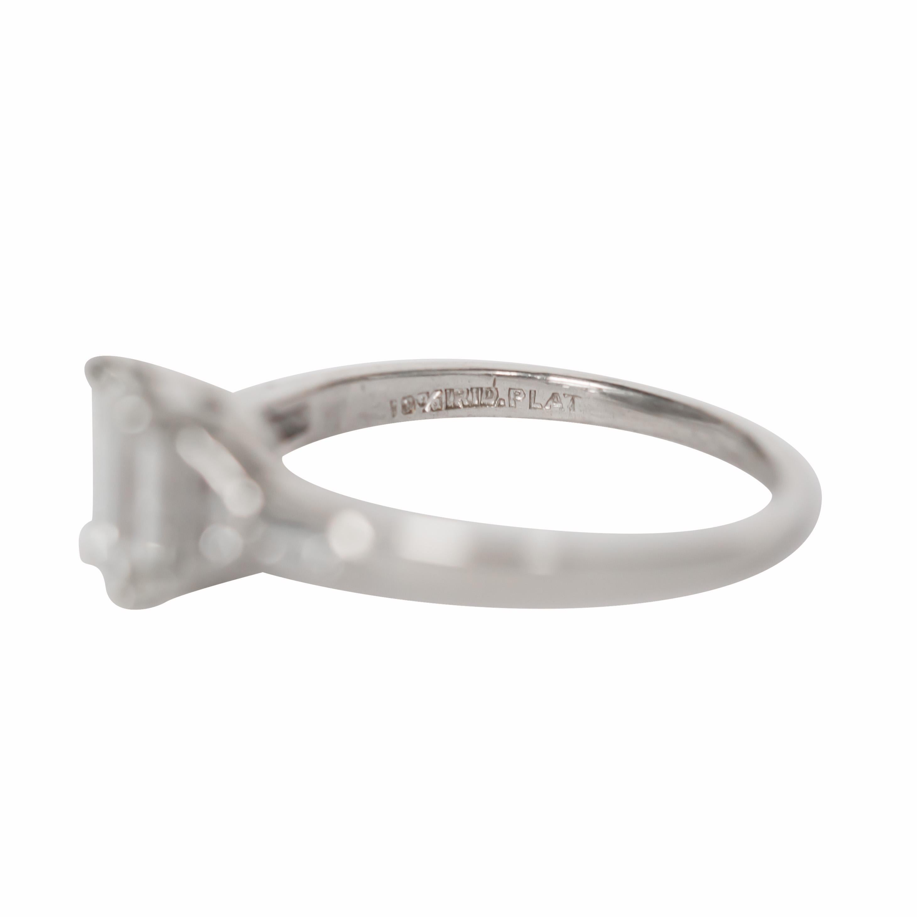 Women's or Men's 1.25 Carat Diamond Platinum Engagement Ring For Sale