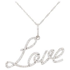 Collier pendentif script Love en or 14 carats et diamants de 1,25 carat, en stock