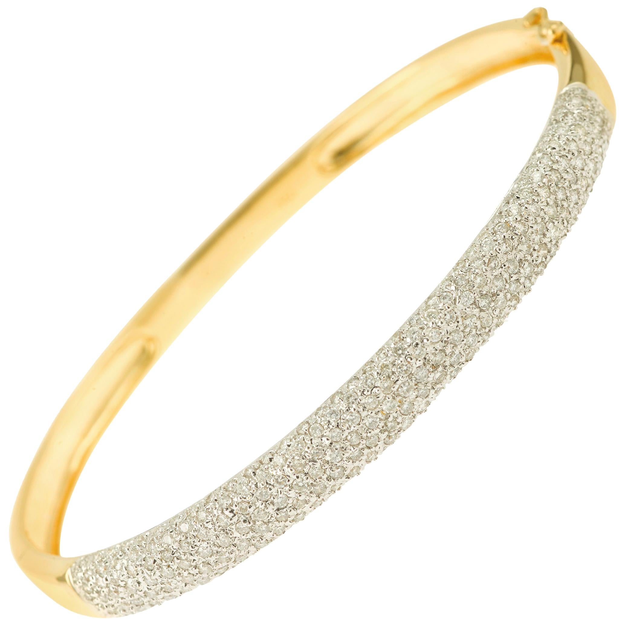 1.25 Carat Diamonds Pave 18 Karat Yellow Gold Bangle Bracelet