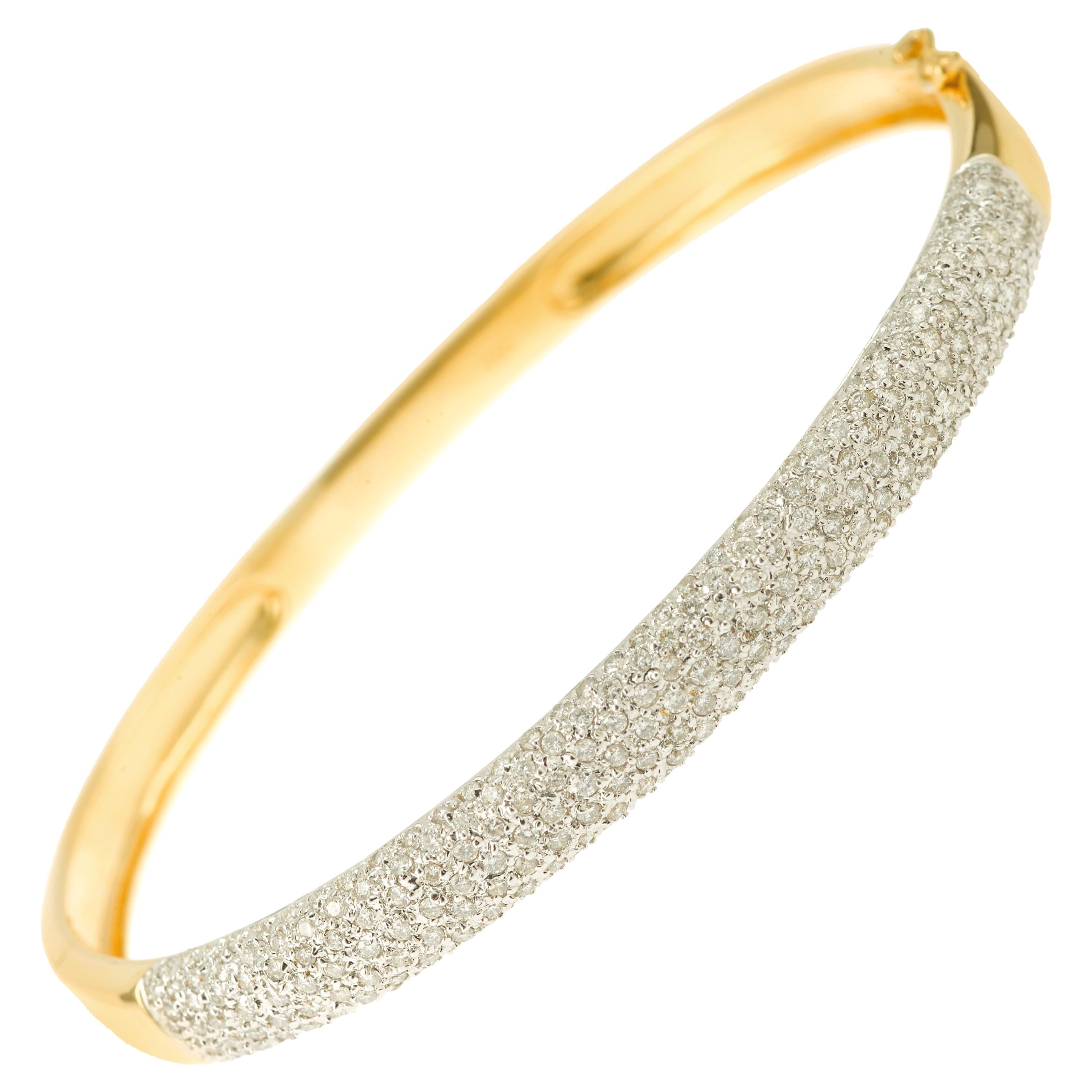 1.25 Carat Diamonds Paved 18 Karat Yellow Gold Bangle Bracelet