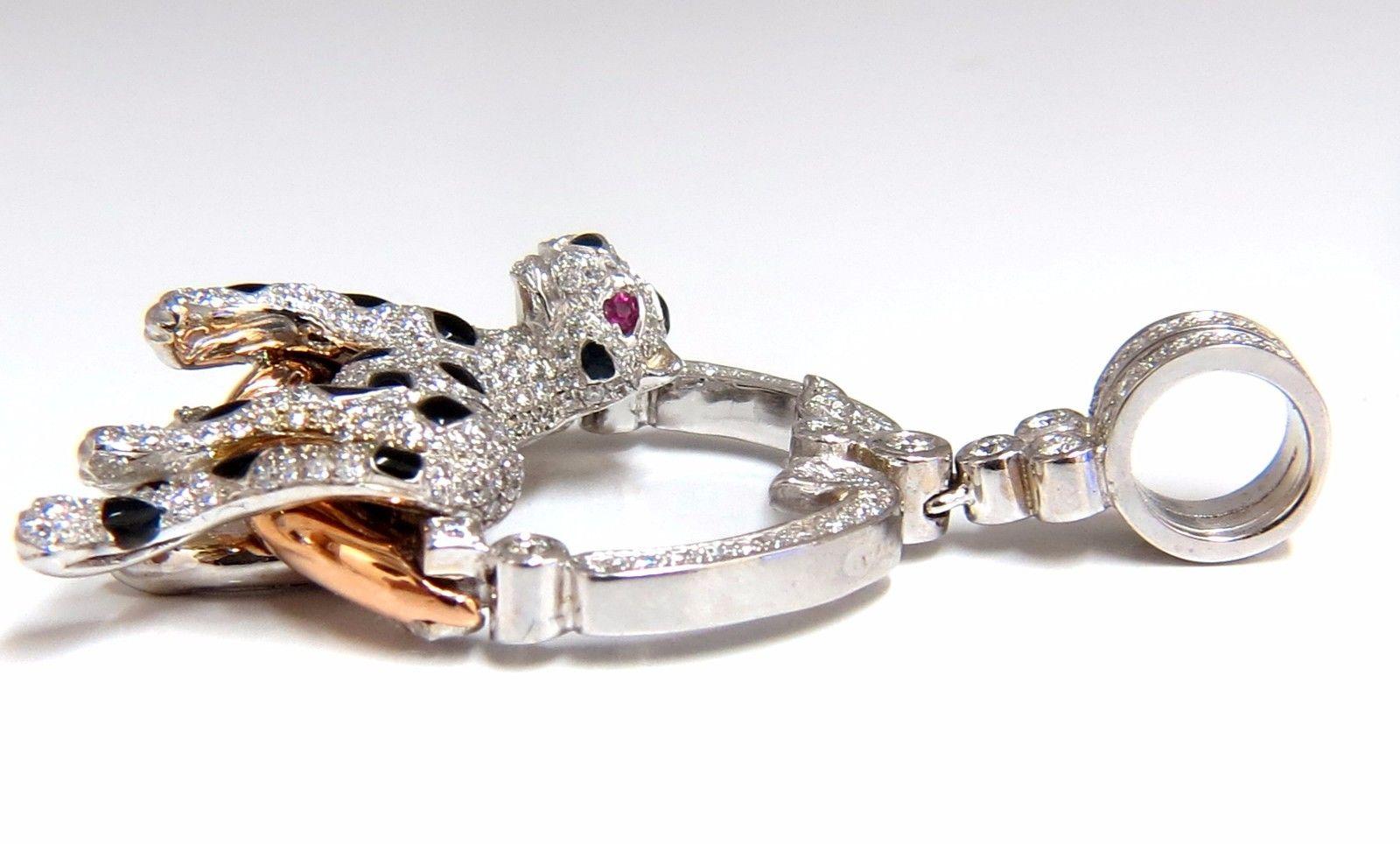 Round Cut 1.25 Carat Diamonds Resting Panther Circle Pendant 18 Karat Enamel