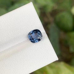 1,25 Karat natürlicher loser blauer Spinell Edelstein aus Tansania