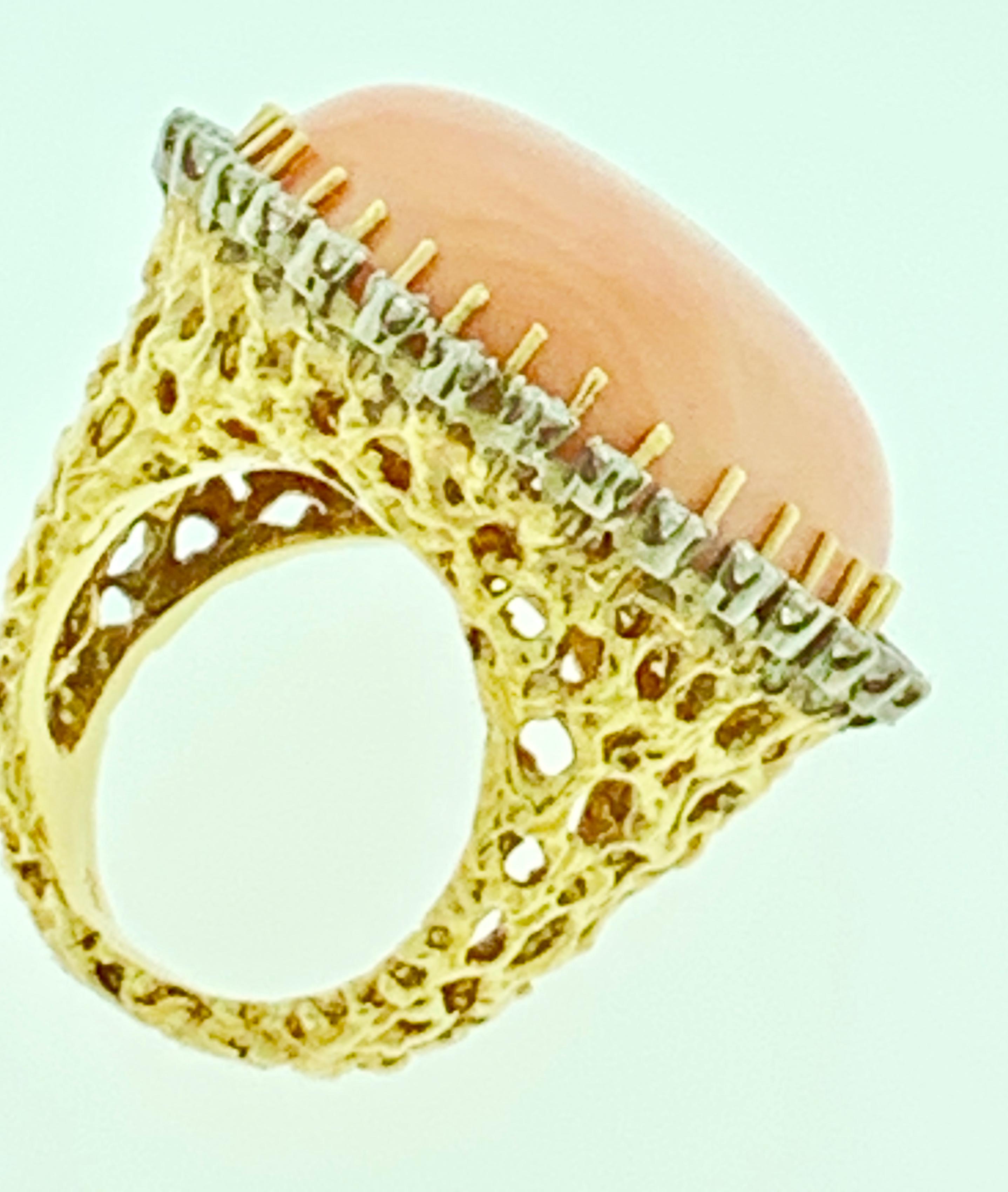 125 Carat Natural Pink Round Coral and Diamond Cocktail Ring 18 Karat Gold For Sale 4