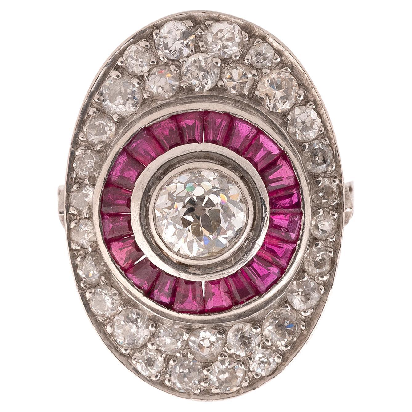 Anello in platino ovale con diamante e rubino taglio antico da 1,25 carati