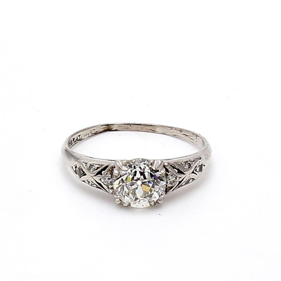 Titre :
Bague de fiançailles en platine avec diamant taille européenne ancienne de 1,25 carat K SI2
Le style :
Engagement
Métal :
Platine
Pierre précieuse 1 :
Diamant de 1,25 carat
Nombre de pierres :
1
Couleur :
K
La clarté :
SI2
Forme :
Taille