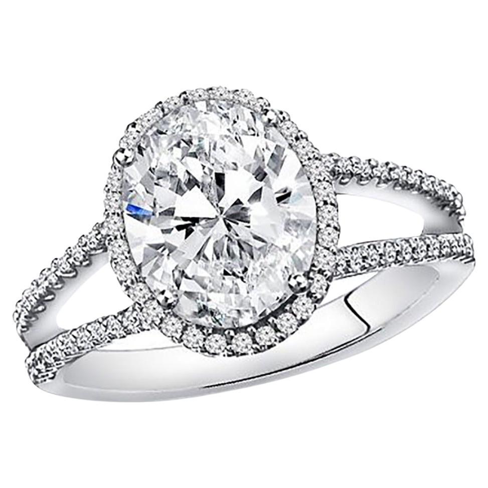 0.75 - 1.25 Carat Total Weight Oval Cut Diamond Engagement Ring