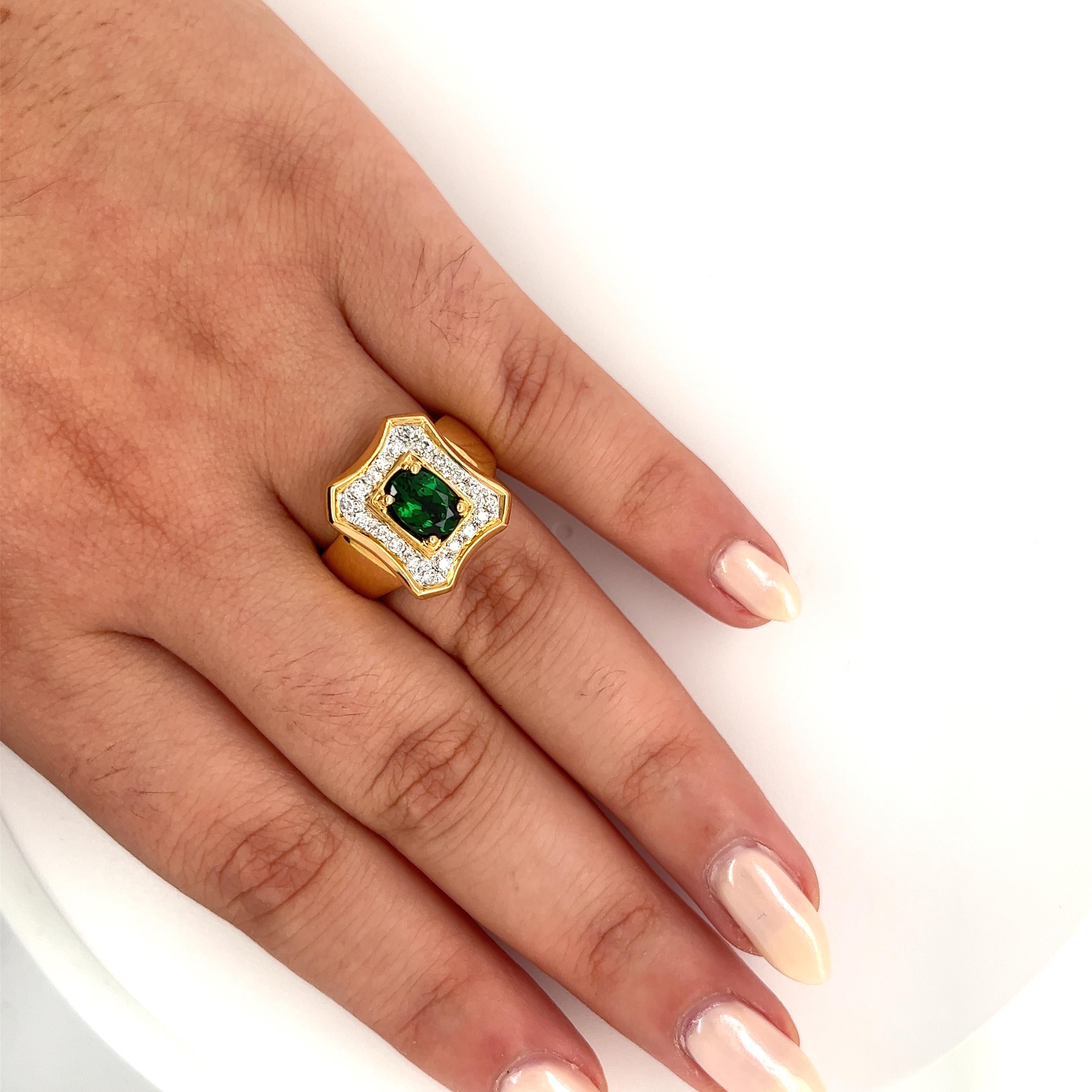 Women's 1.25 Carat Oval Cut Tsavorite and Diamond Halo Rectangle Shape 18K Gold Ring For Sale