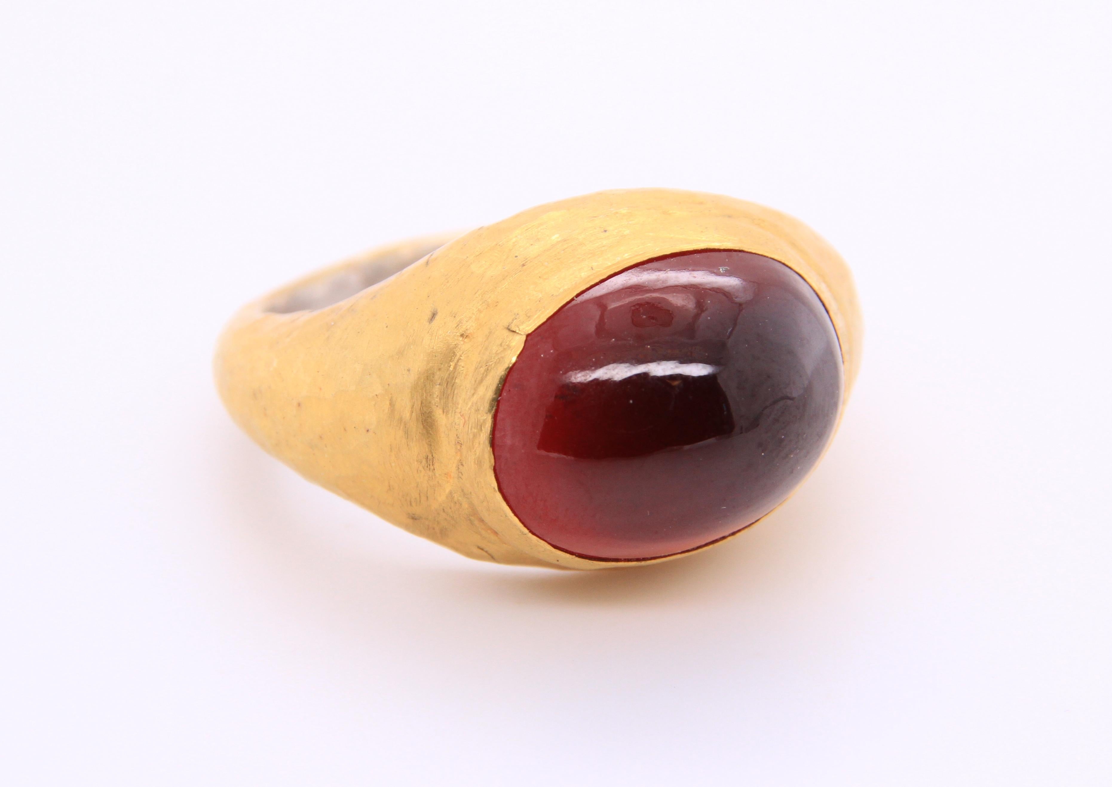 Large, Oval, Smooth Garnet Cabochon, Vintage-looking Ring with 24K Gold and Silver, Size 7 1/2, Unisex Ring, Handmade by Prehistoric Works of Istanbul Turkey
Ring Details: 24K Y Gold - 2.70 grams
Sterling Silver S925 - 6.20 grams
GARNET - 12.50