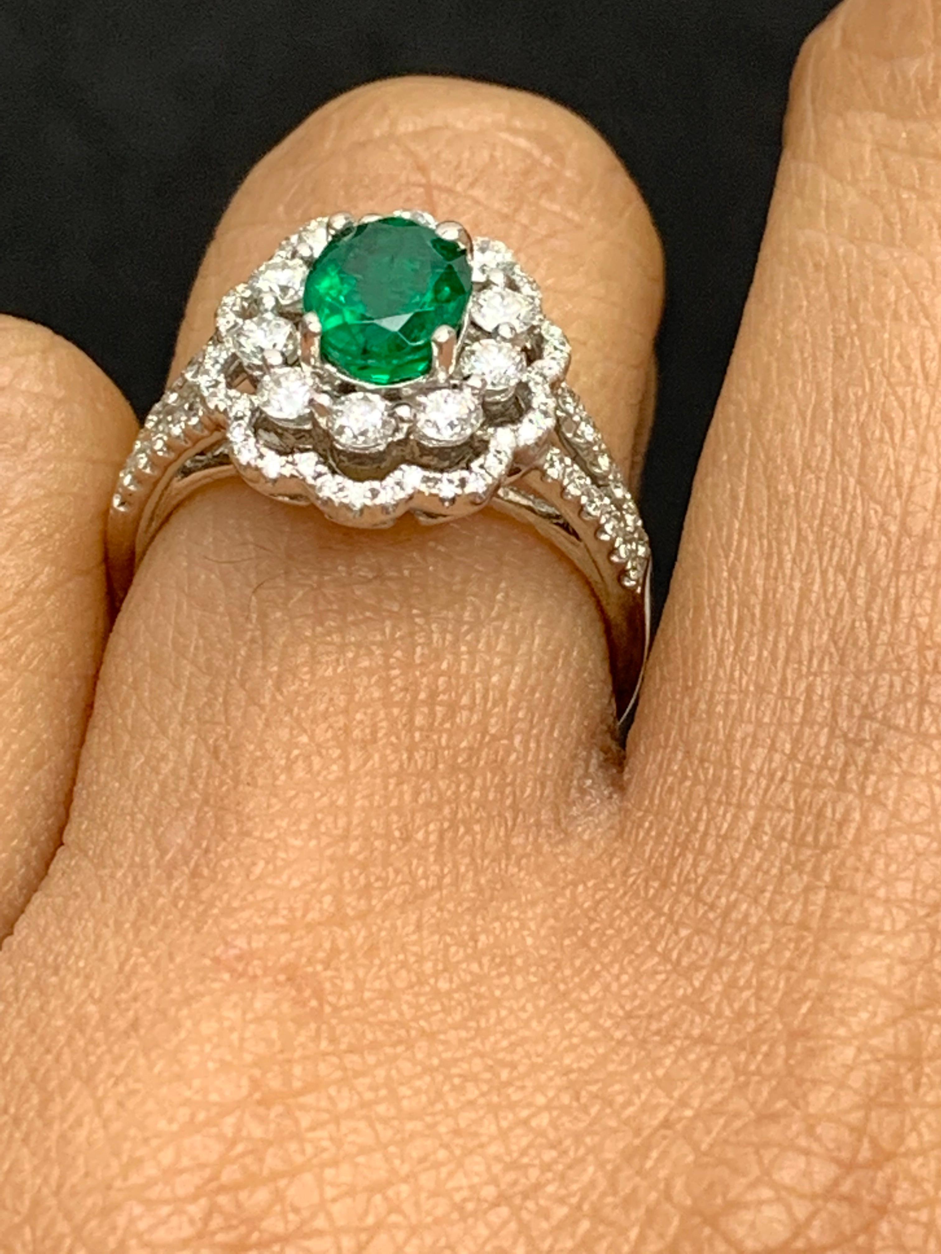 1.25 Carat Oval Emerald and Diamond Cocktail Flower Ring in 18K White Gold For Sale 1