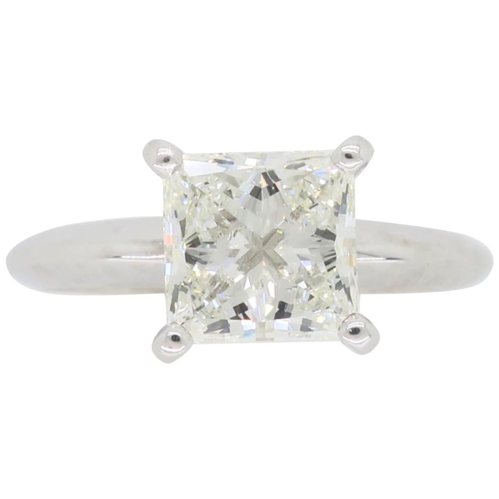 Bague de fiançailles solitaire en diamant taille princesse de 1,25 carat
