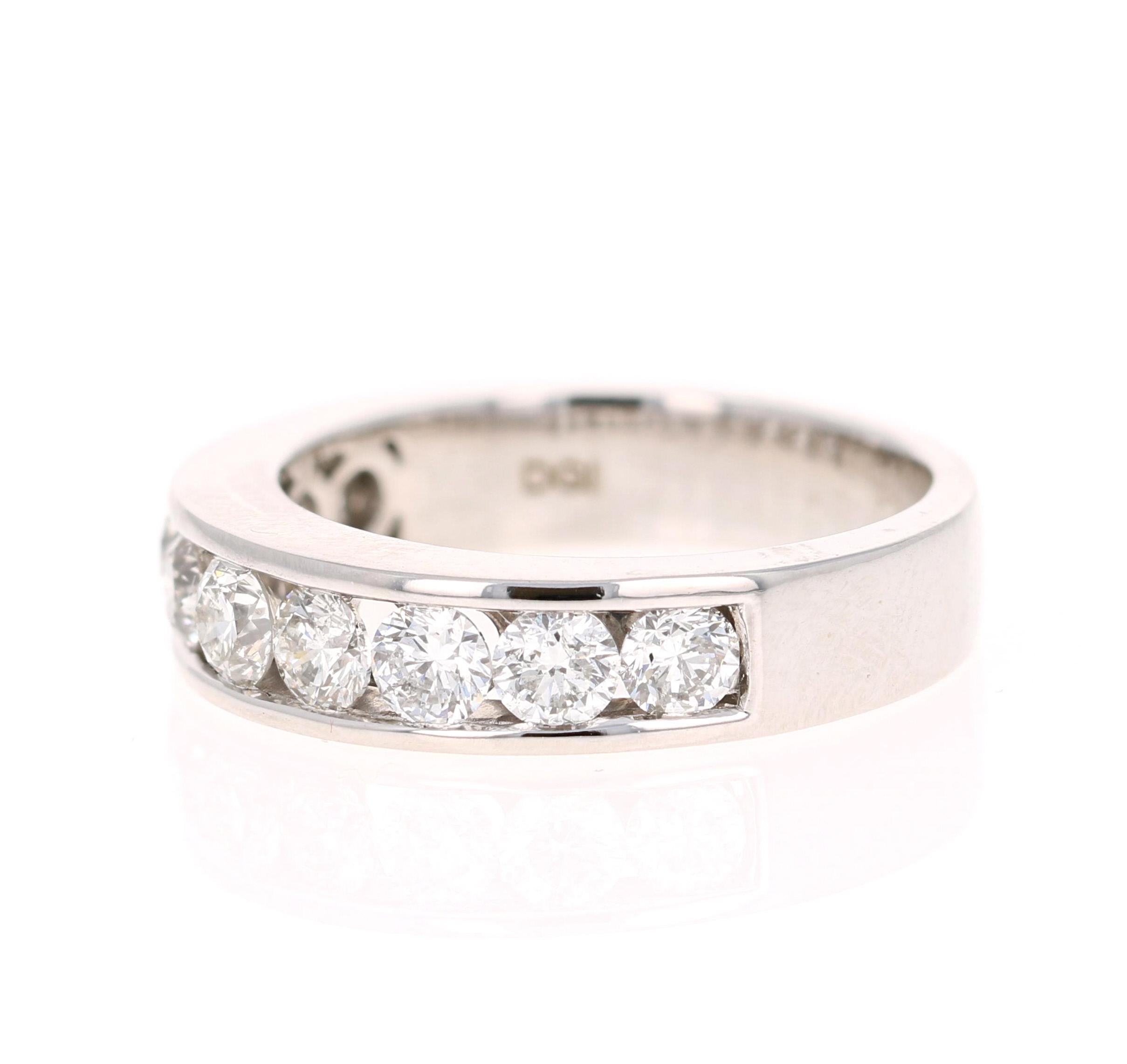 Contemporary 1.25 Carat Round Cut Diamond 14 Karat White Gold Band For Sale