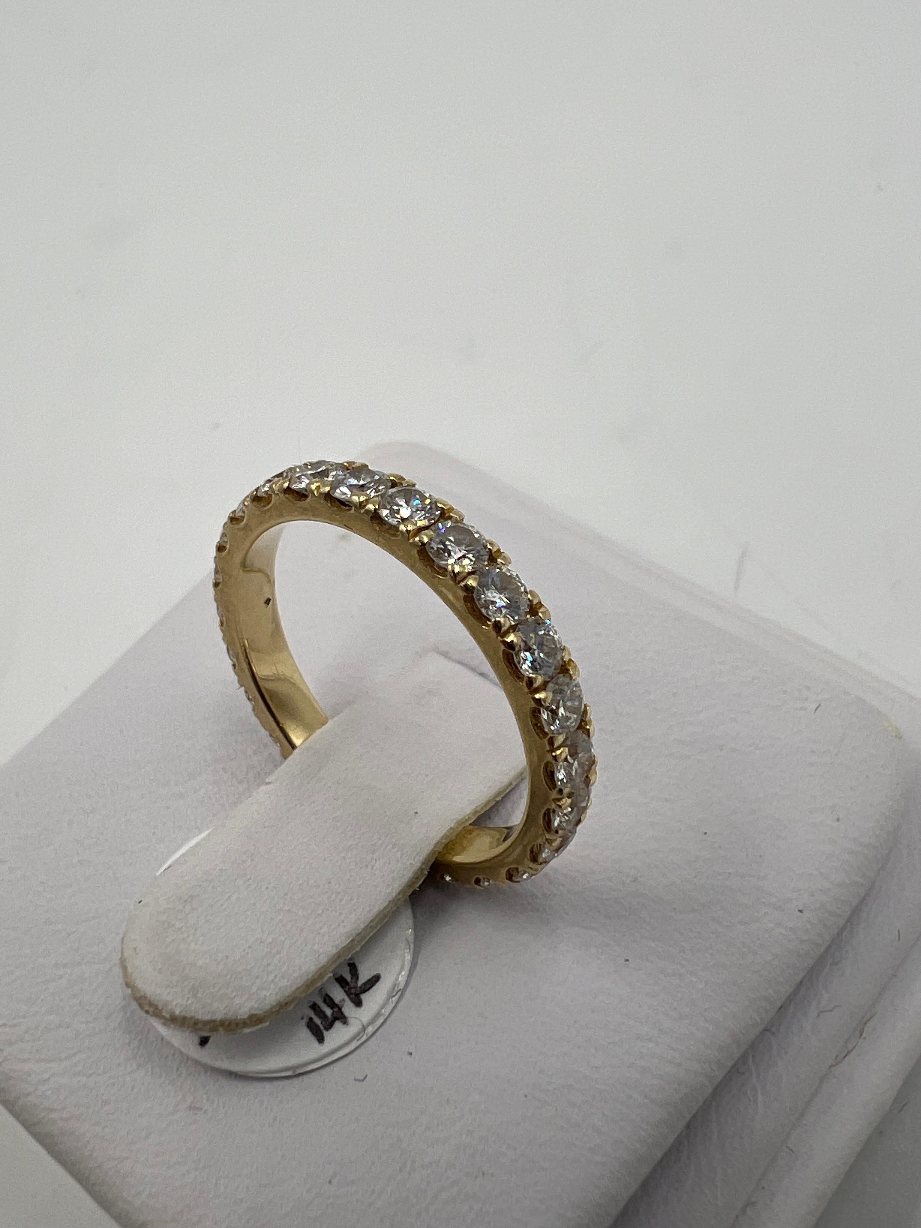1.25 Carat Round Diamond Yellow Gold Eternity Band Ring Size 6 For Sale 2