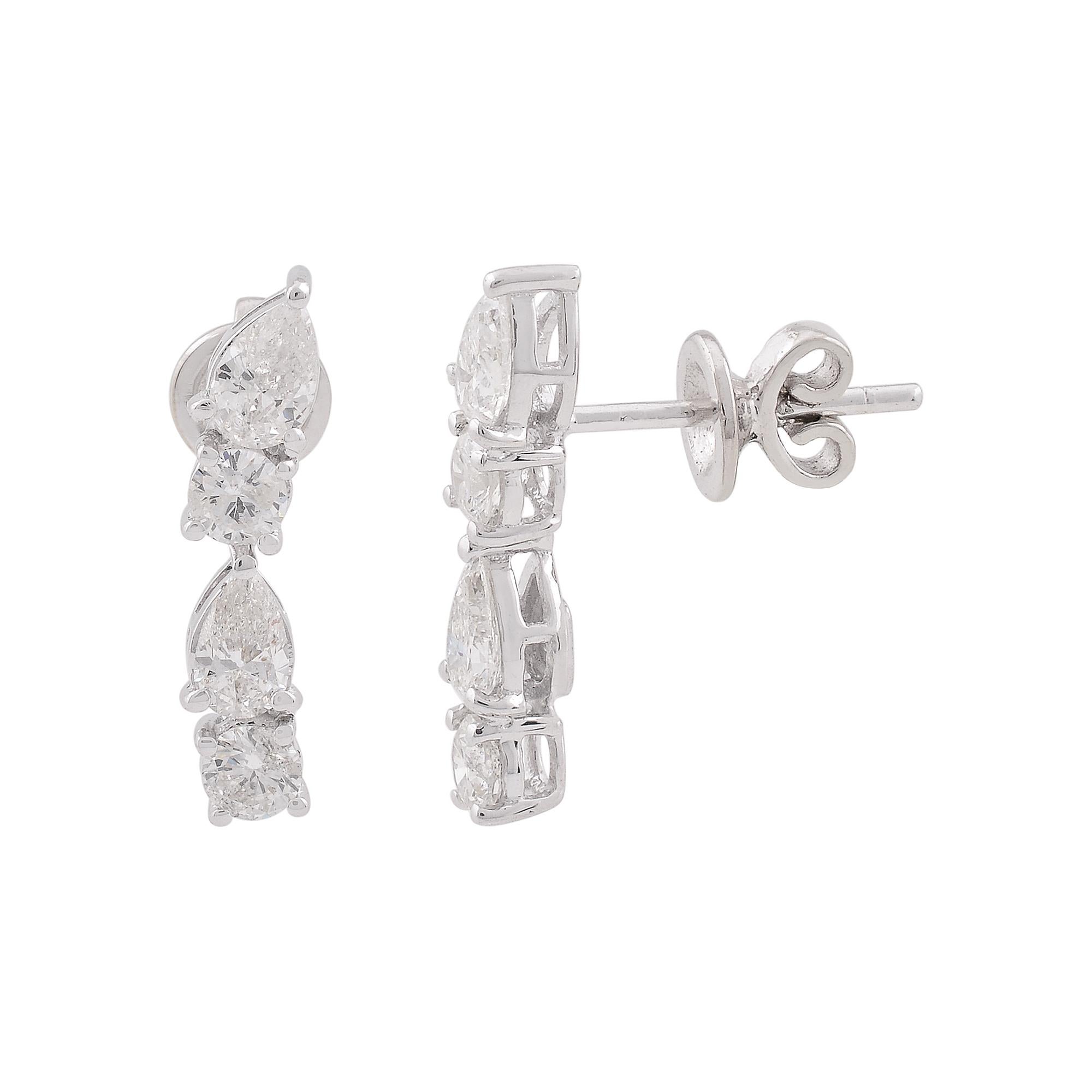Code d'article :- SEE-1556
Poids brut :- 2.49 gm
Or blanc 18k Poids :- 2.24 gm
Poids du diamant Nature :- 1,25 ct (DIAMANT DE CLARTÉ MOYENNE SI1-SI2 & COULEUR H-I)
Taille des boucles d'oreilles :- 17 mm environ.

✦ Taille
.....................
Nous