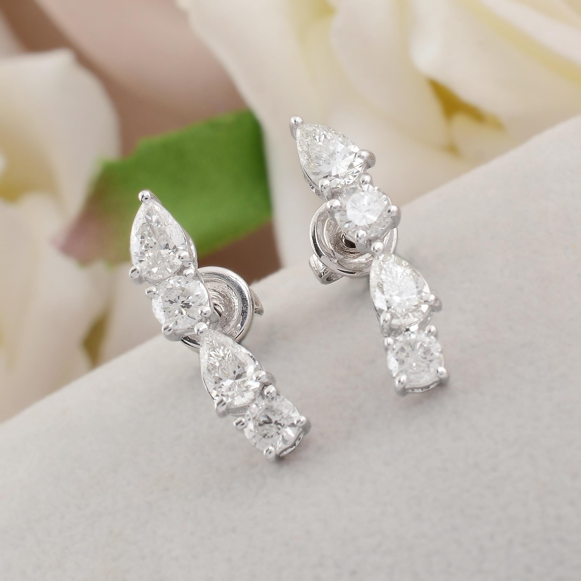 Taille poire Boucles d'oreilles en or blanc 18 carats avec diamants ronds et poire de 1,25 carat en vente