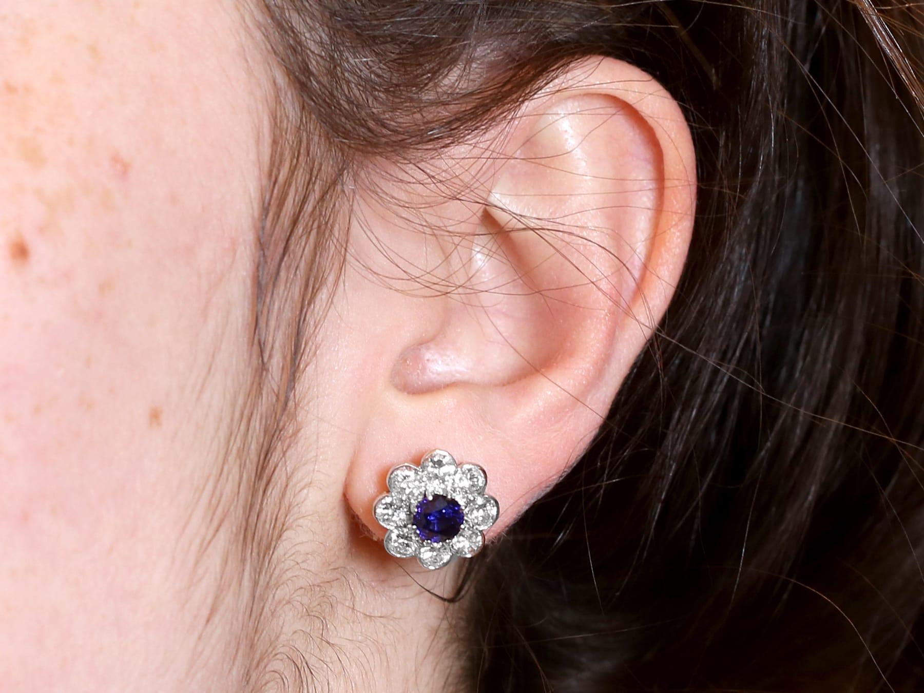 1.25 Carat Sapphire and 1.70 Carat Diamond, 18k Yellow Gold Cluster Earrings For Sale 6