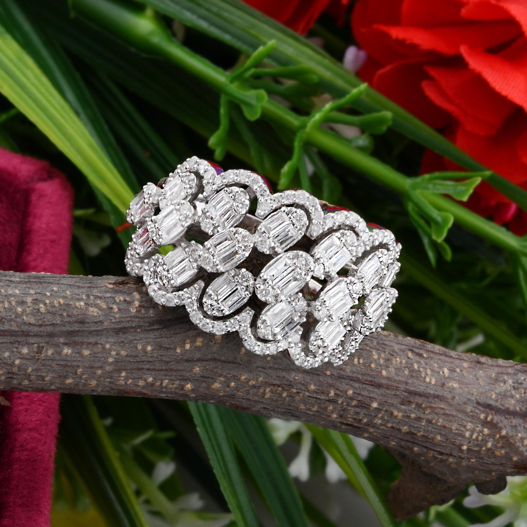 Baguette Cut 1.25 Carat SI Clarity HI Color Baguette Round Diamond Ring 18 Karat White Gold For Sale