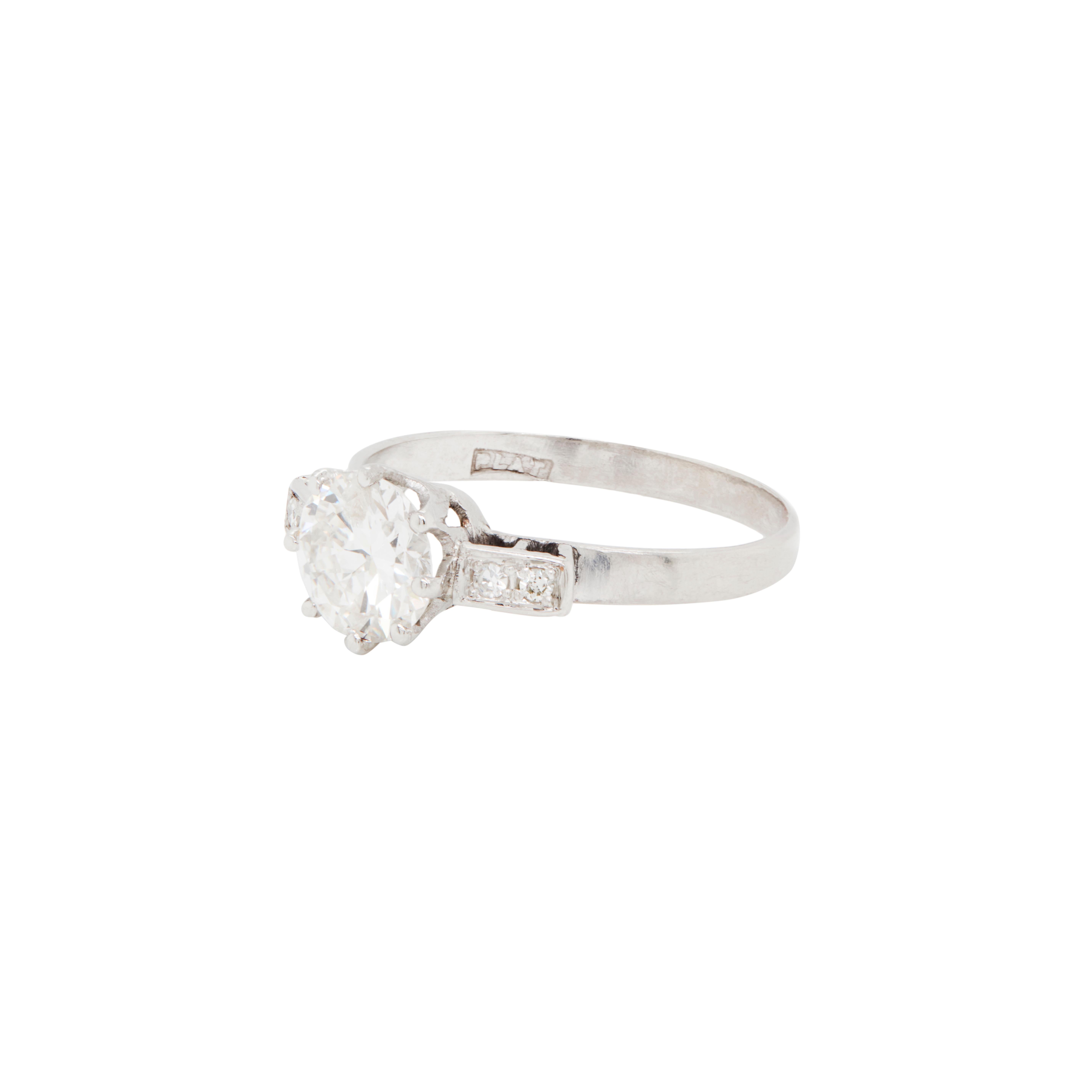 Art Deco 1.25 Carat Transitional Cut Diamond and Platinum Engagement Ring, circa 1920s For Sale